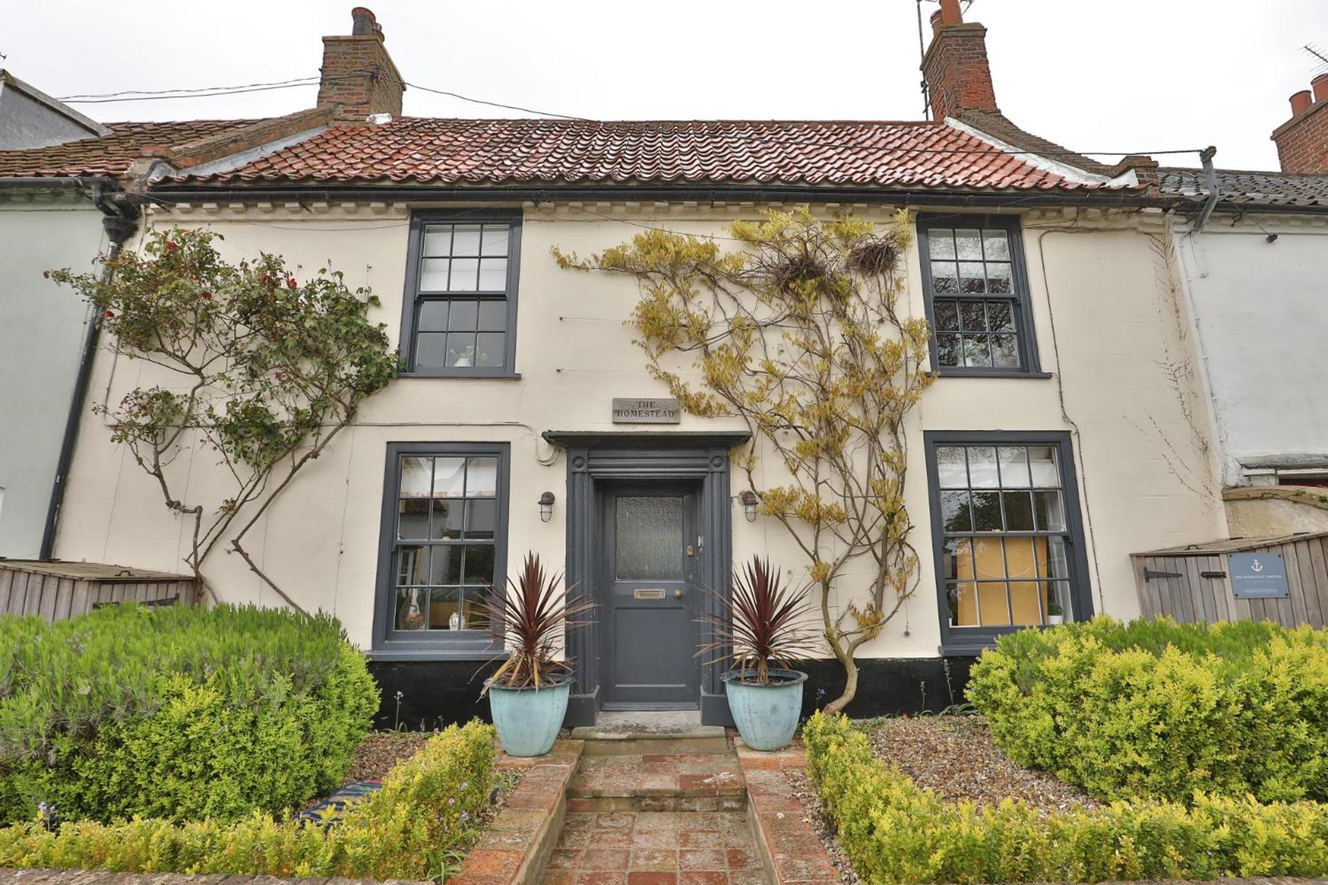 The Homestead - Family and Dog Friendly Home for upto 10