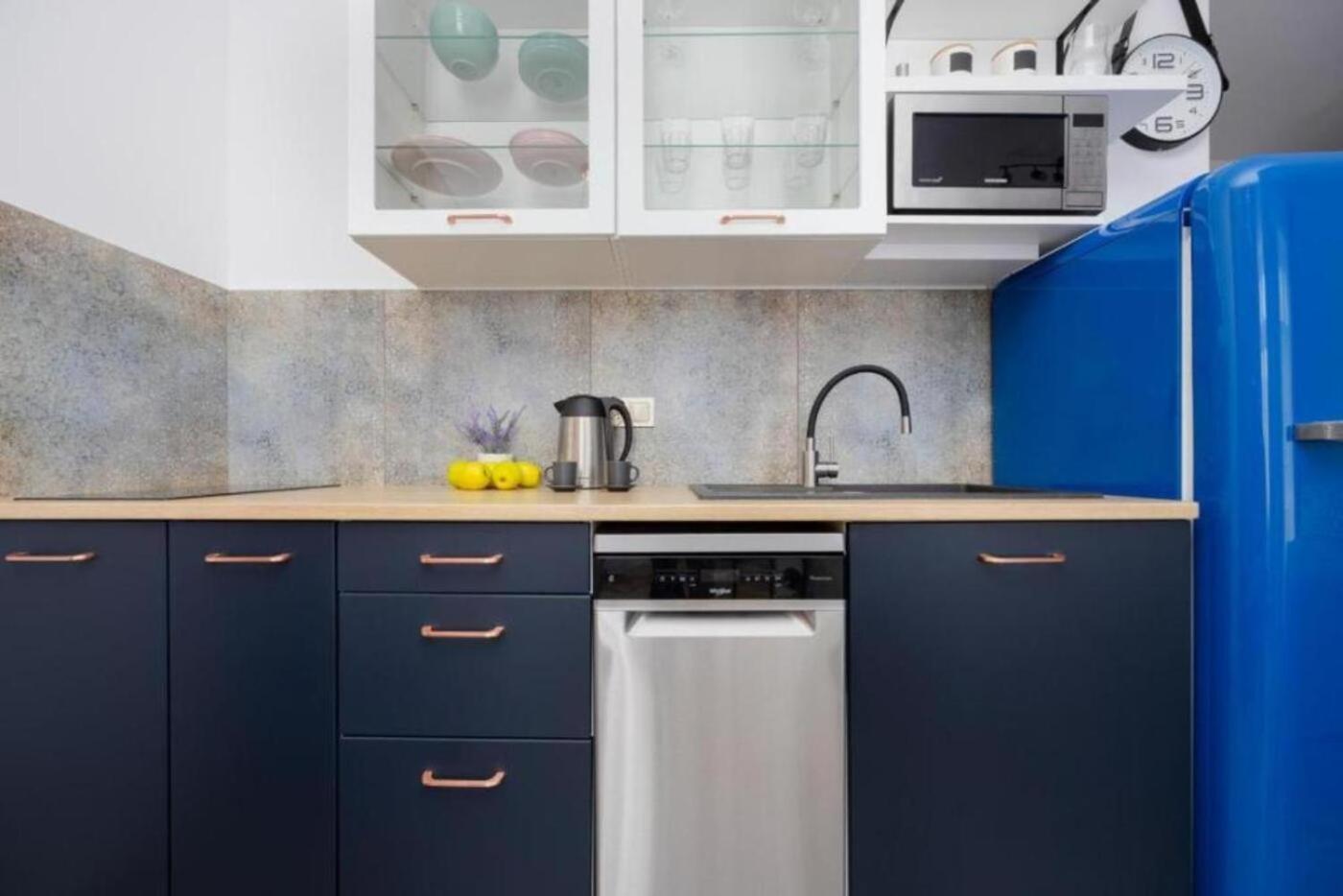 BK studio - cozy and modern close to National Stadium
