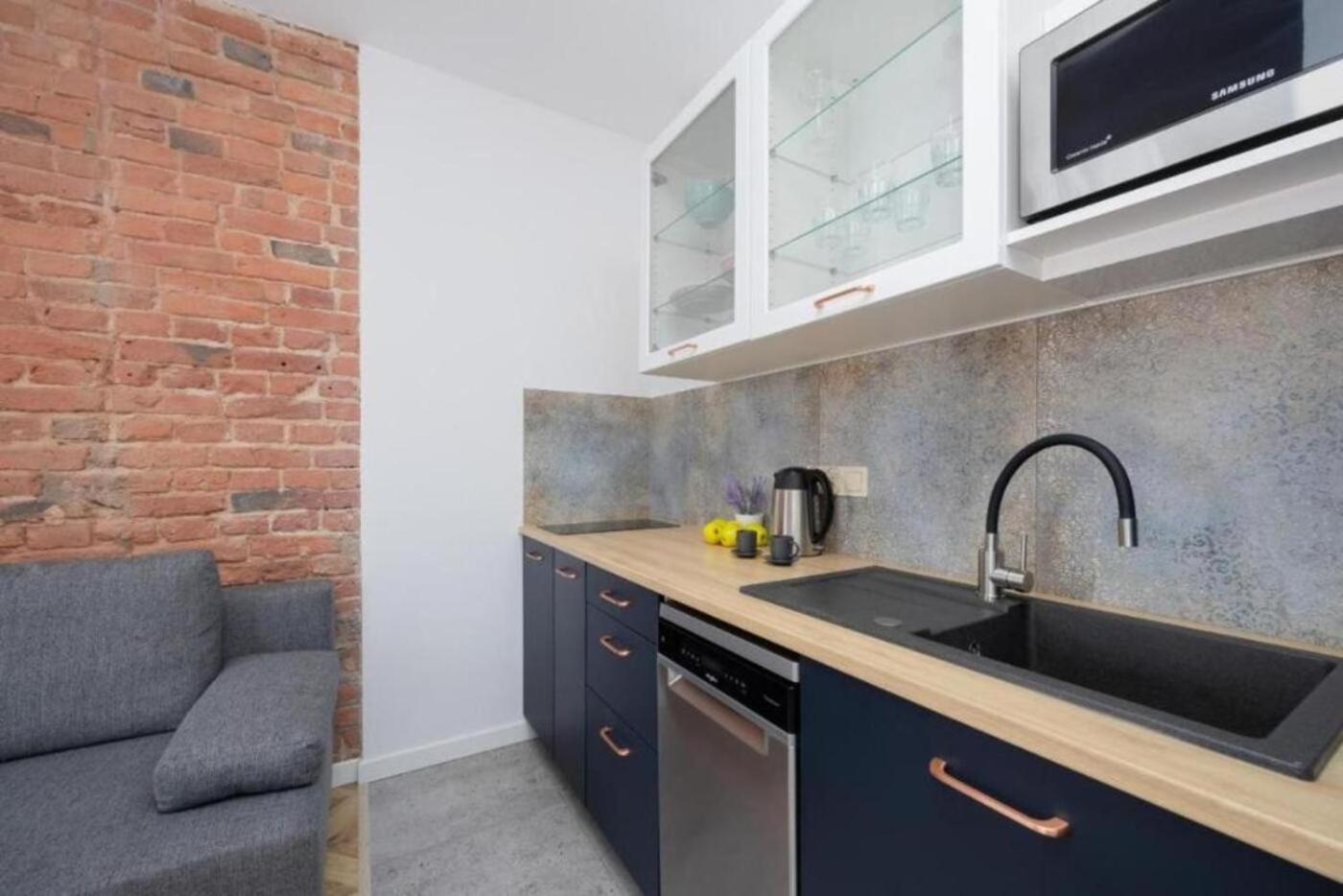 BK studio - cozy and modern close to National Stadium