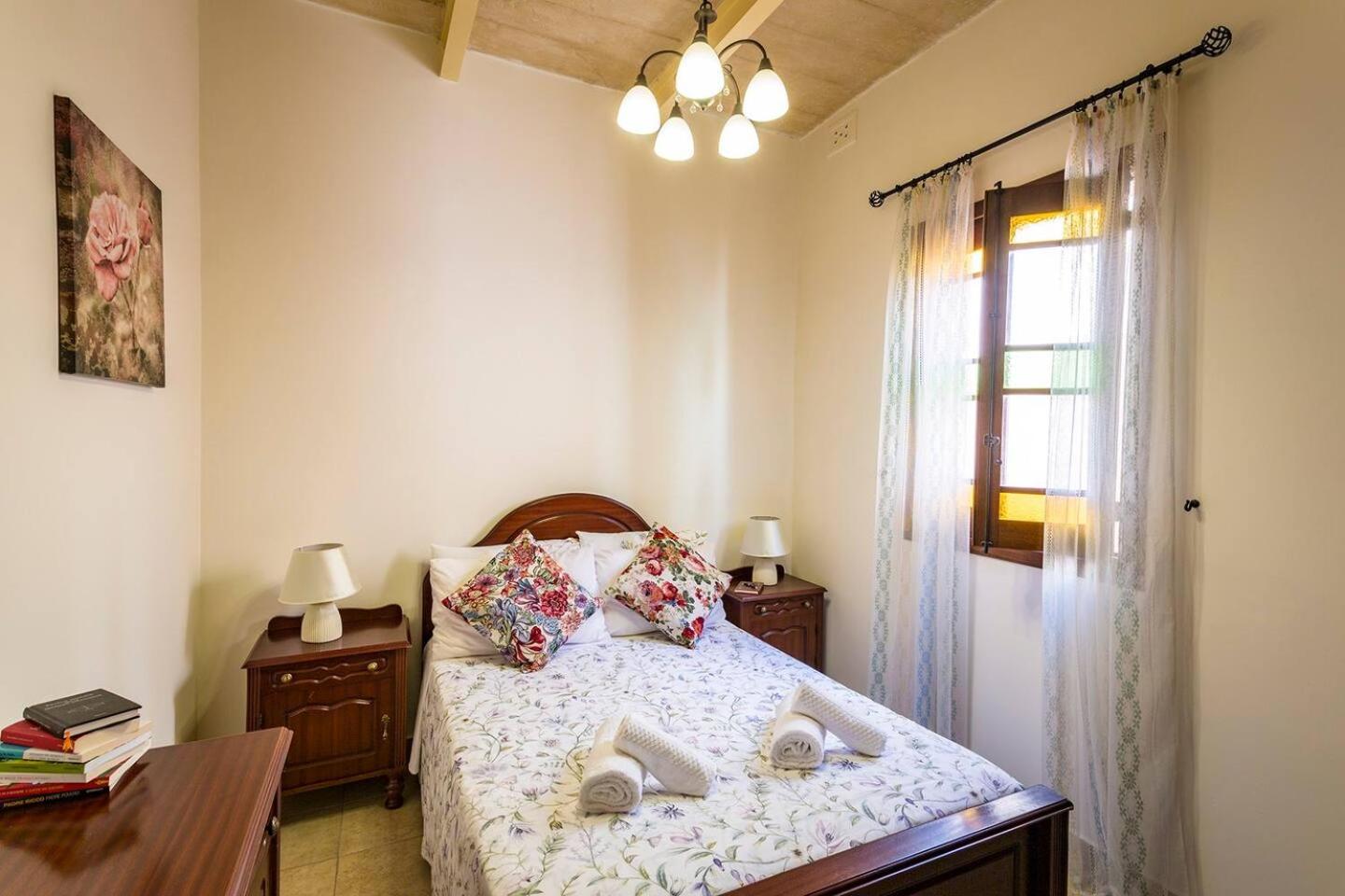 Mellieha Cosy House of Character by Homely