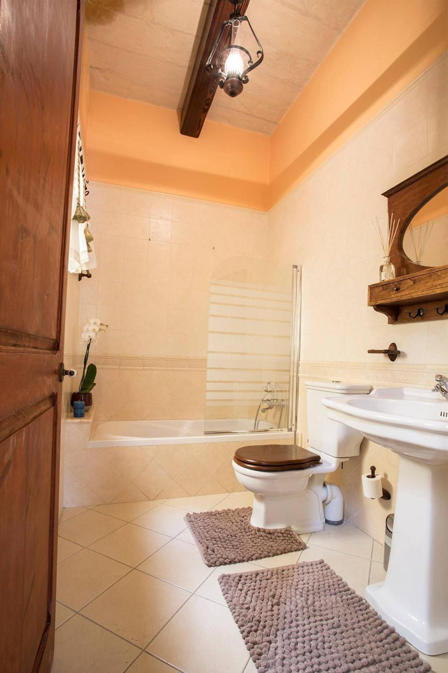 Mellieha Cosy House of Character by Homely