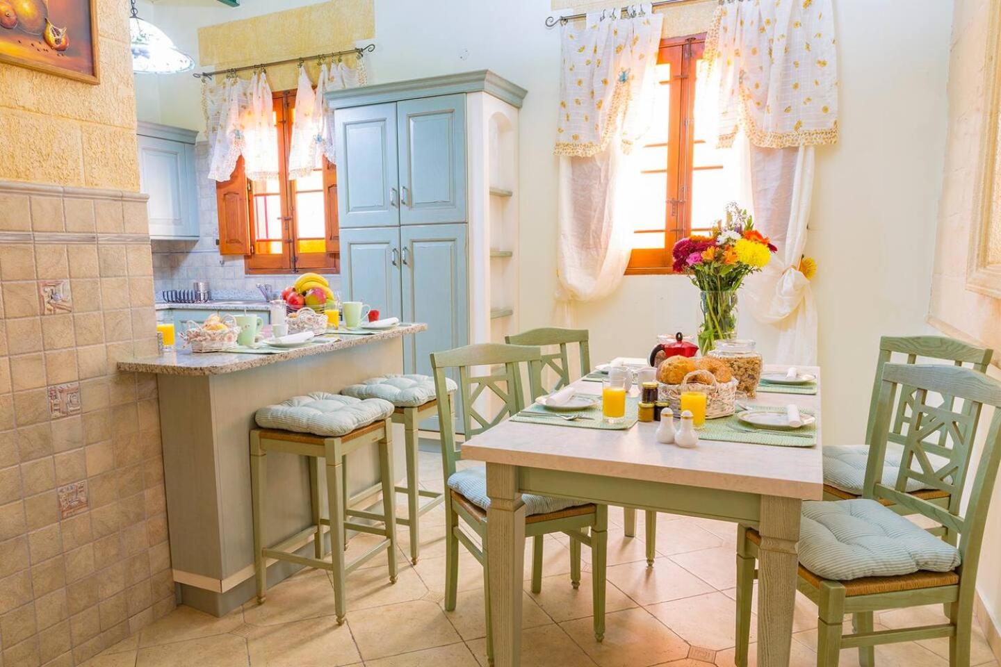 Mellieha Cosy House of Character by Homely