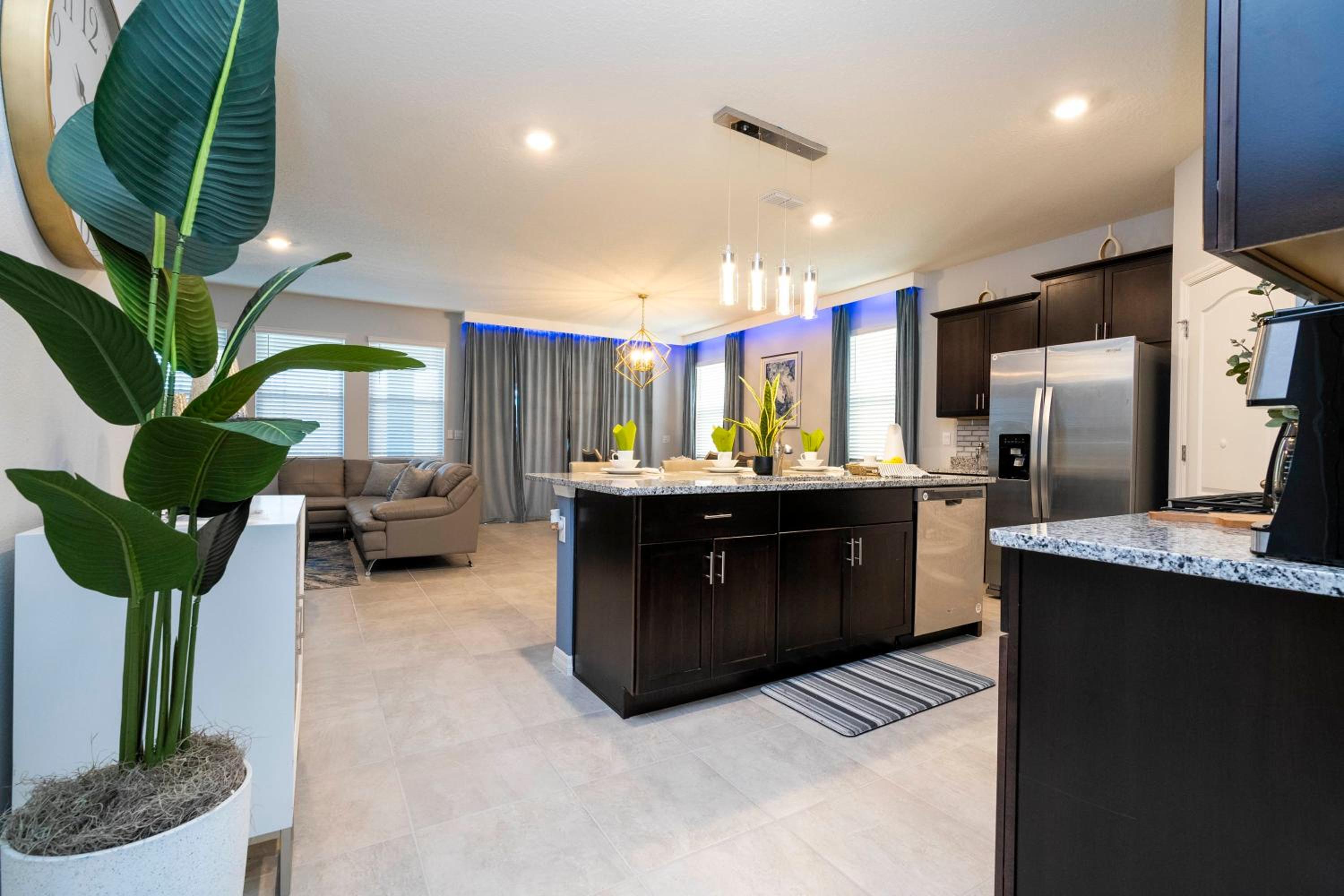 Stunning 5Bd w/ Pool Close to Disney @ Solterra 7829