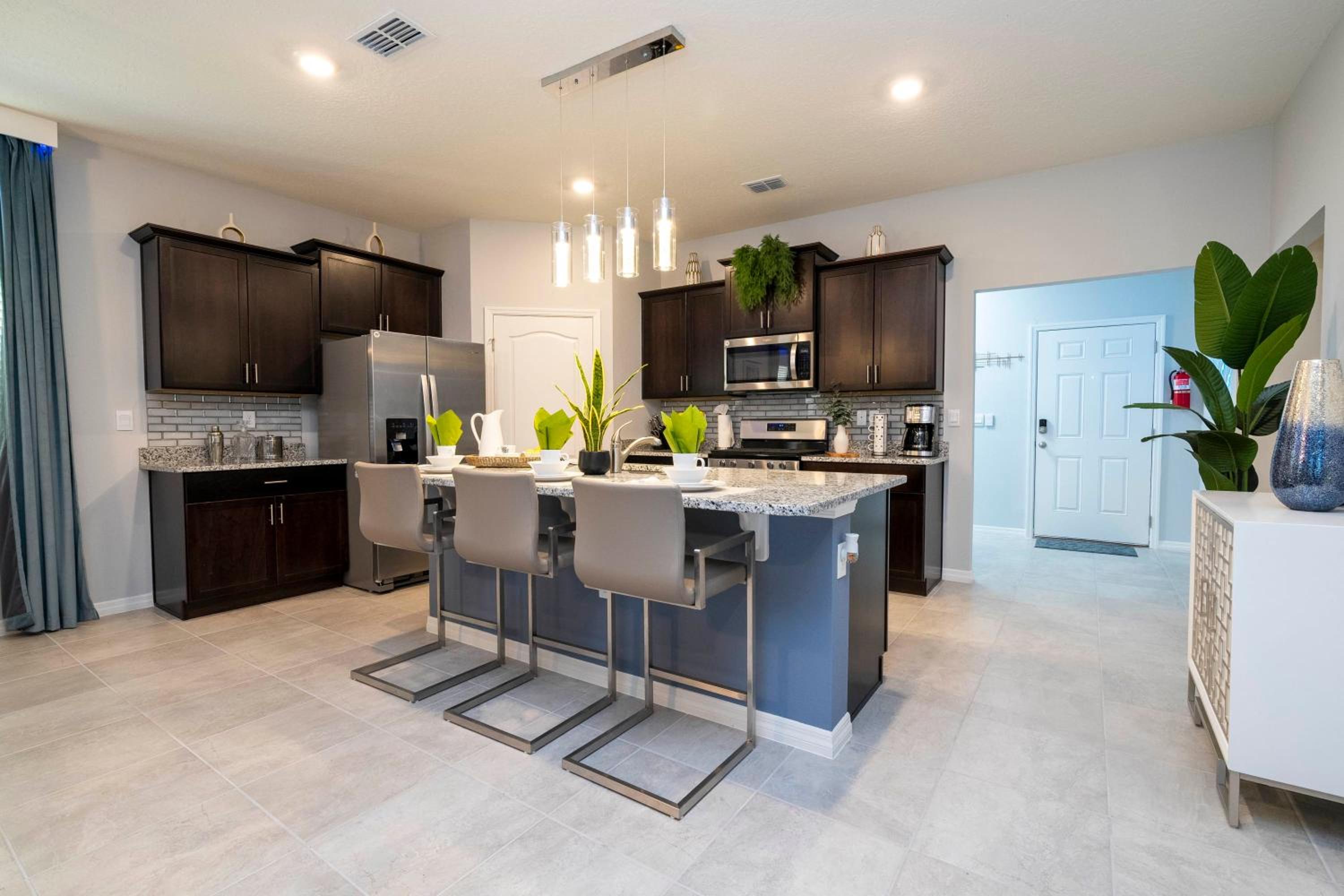 Stunning 5Bd w/ Pool Close to Disney @ Solterra 7829