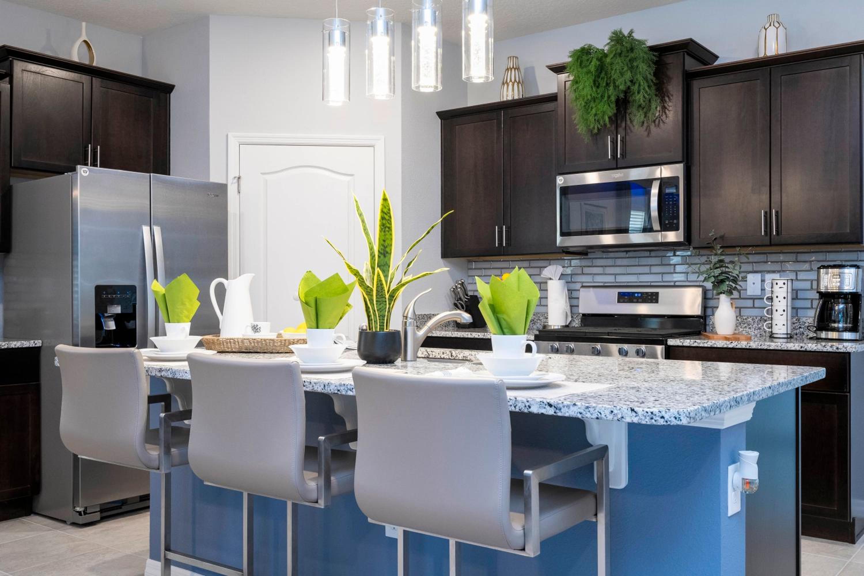 Stunning 5Bd w/ Pool Close to Disney @ Solterra 7829