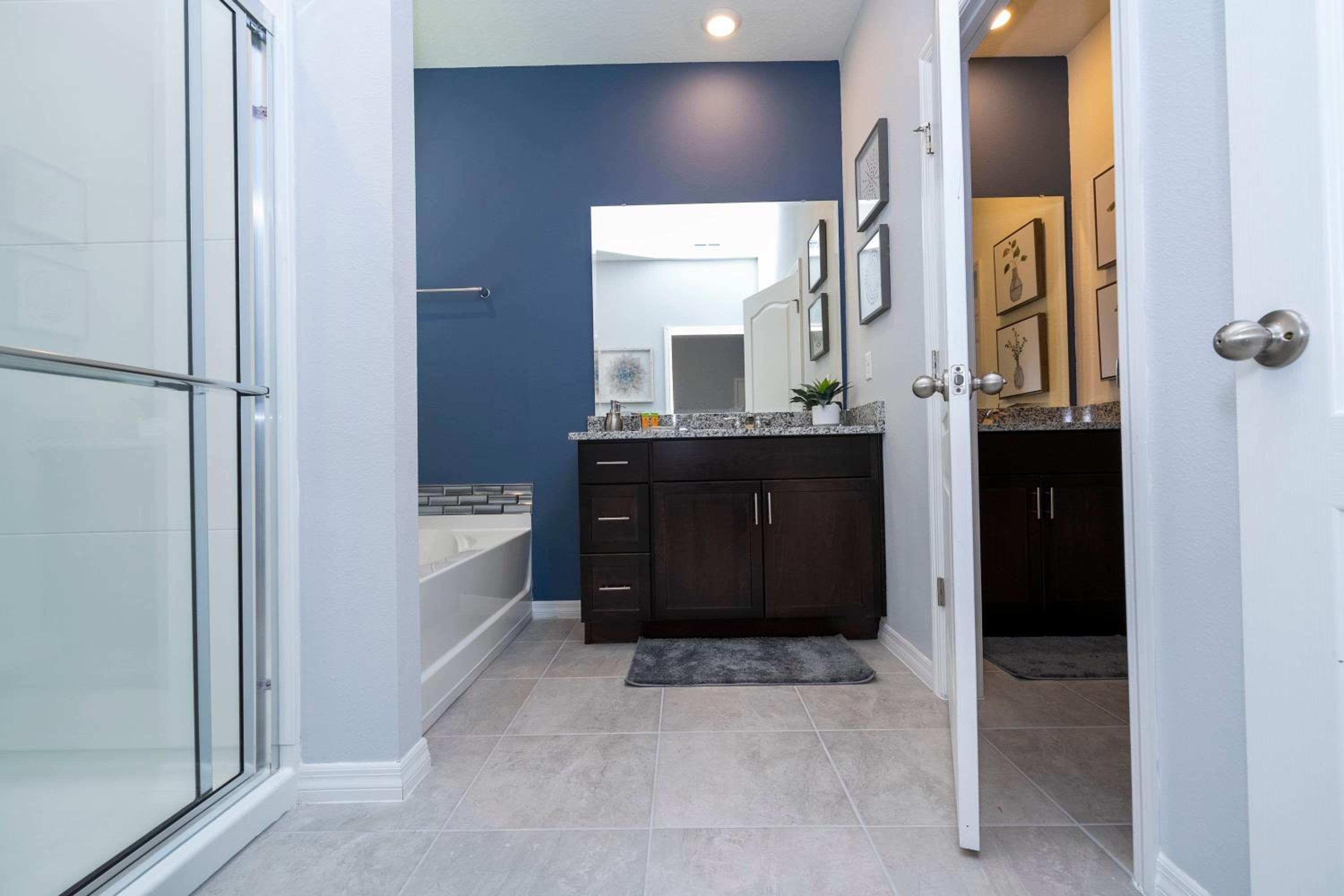 Stunning 5Bd w/ Pool Close to Disney @ Solterra 7829
