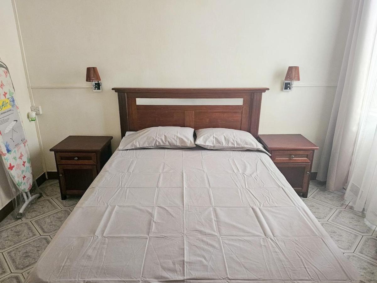 Serene Home in Flic en Flac with Garden & Parking