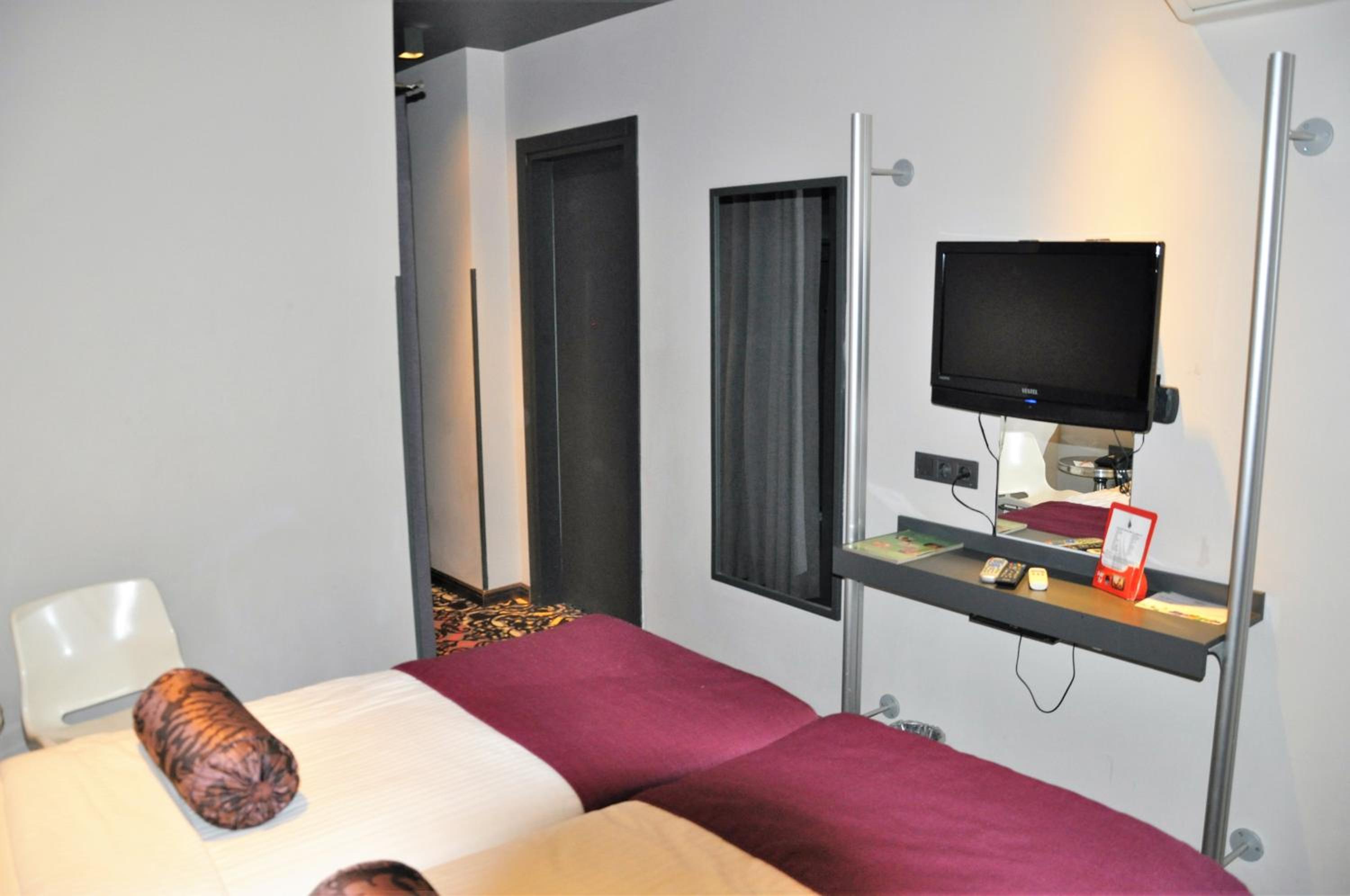 Tulip City Hotel - Image 49