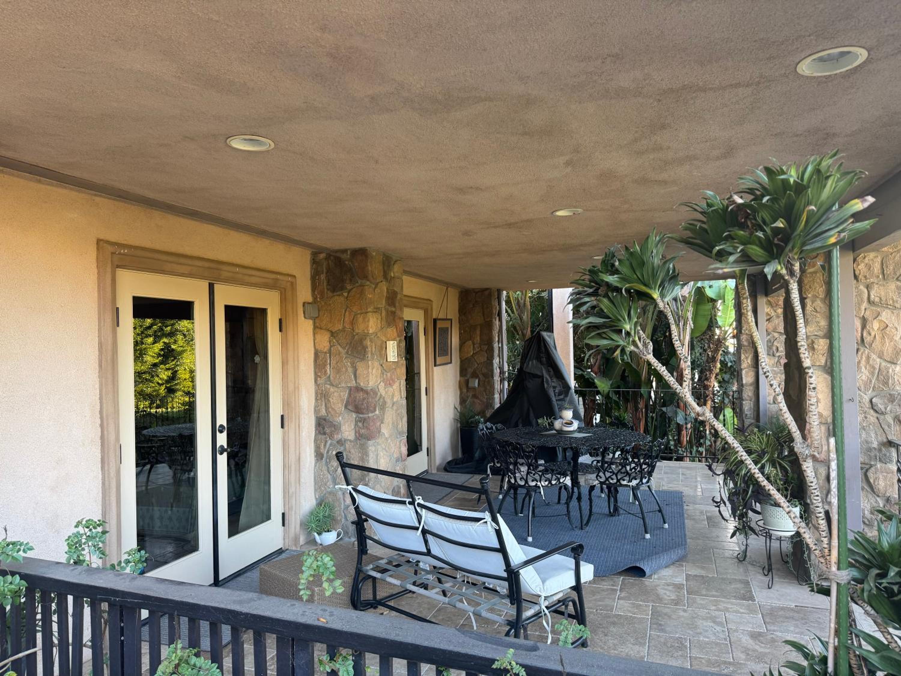 Guesthouse in Coastal Del Mar, California