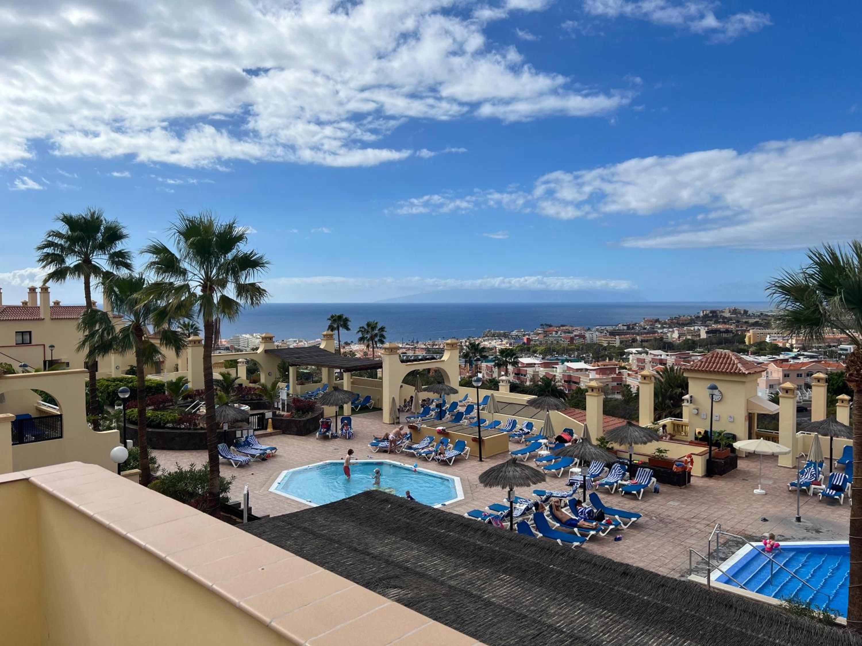 Torviscas Fantastic Apartment with Pool and Private Terrace