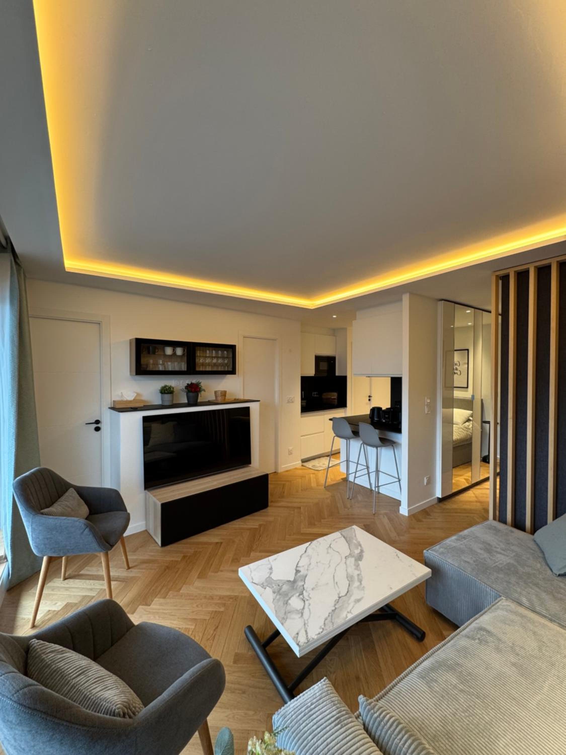 2 bedroom apartment renovated in the heart of Paris