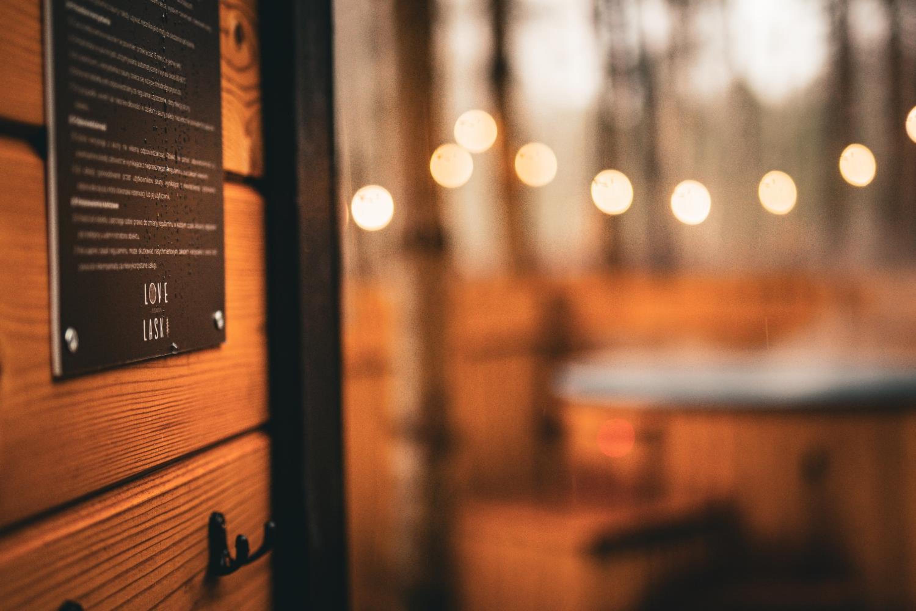 Osada LoveLaski - balia jacuzzi, sauna i kominek - całoroczne domki premium