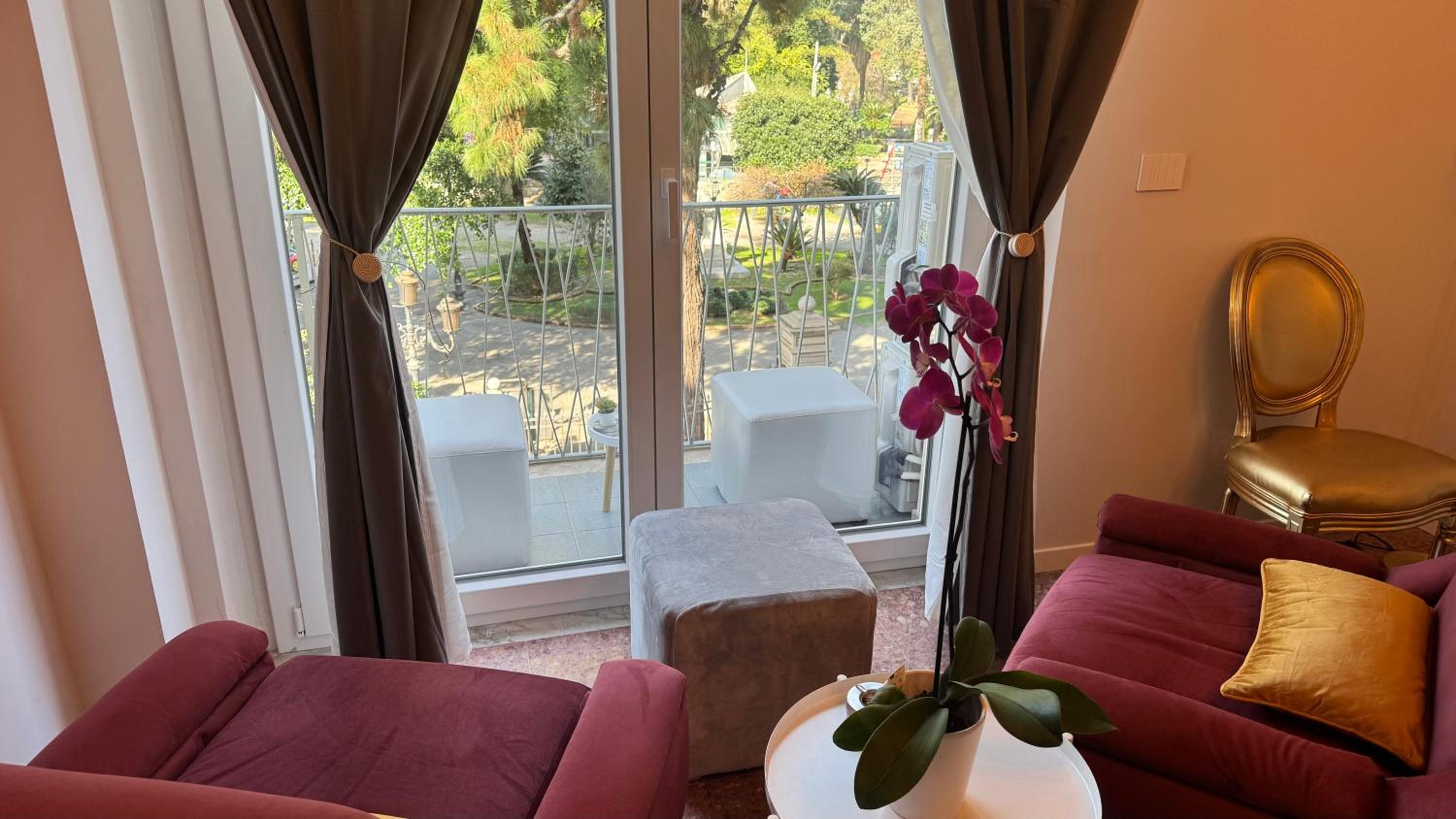 AC GOLD B&B Boutique Rooms & Suite
