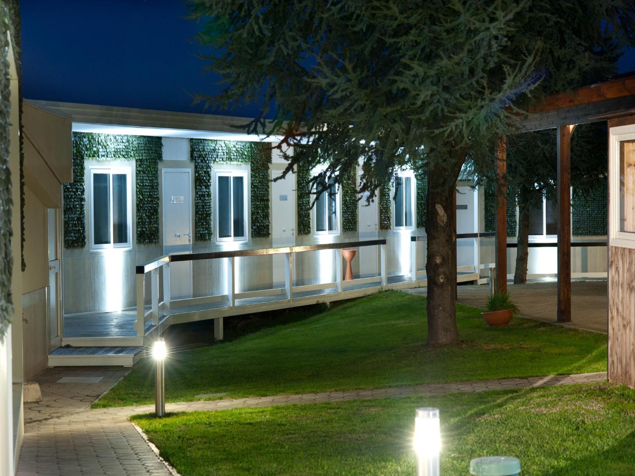 Photo 11