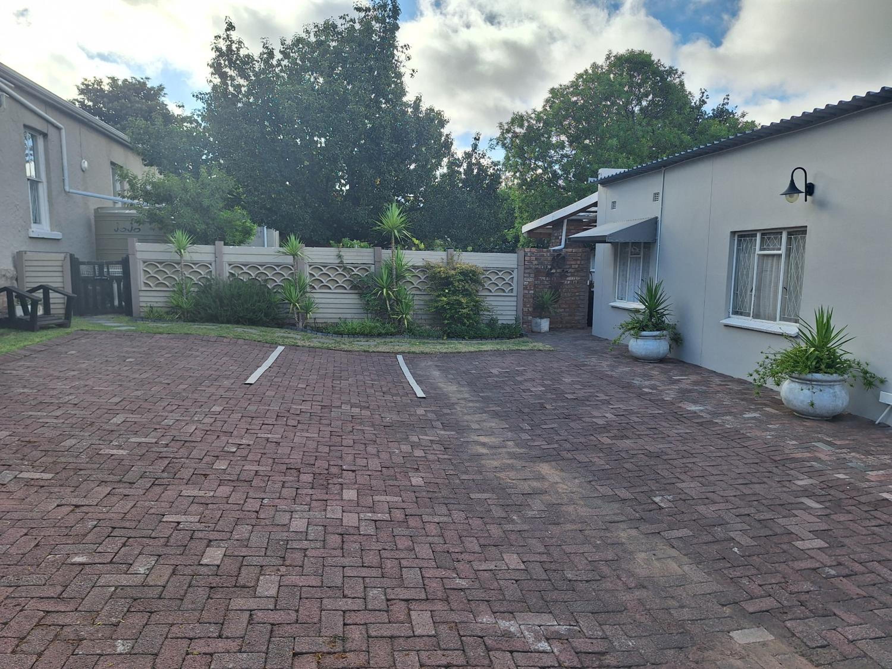 Mechell's Accomodation, photo 10