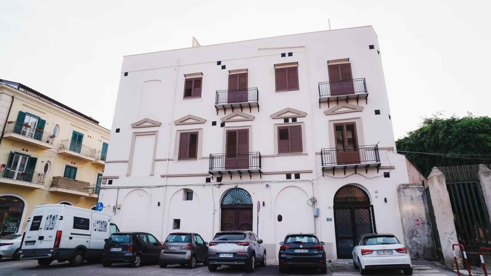 Marina Sea Apartments-Seaside Boutique