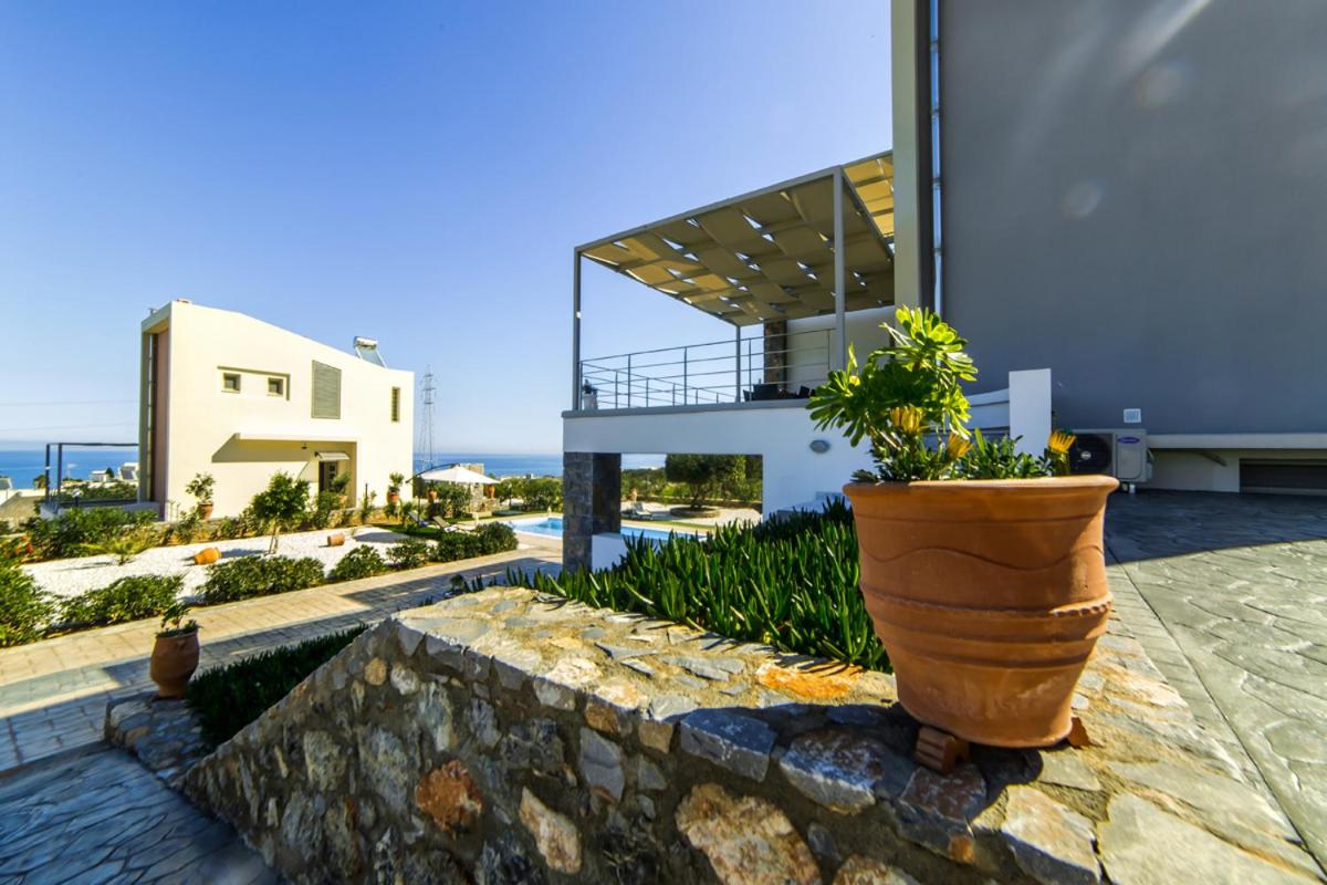 Aroma Villas