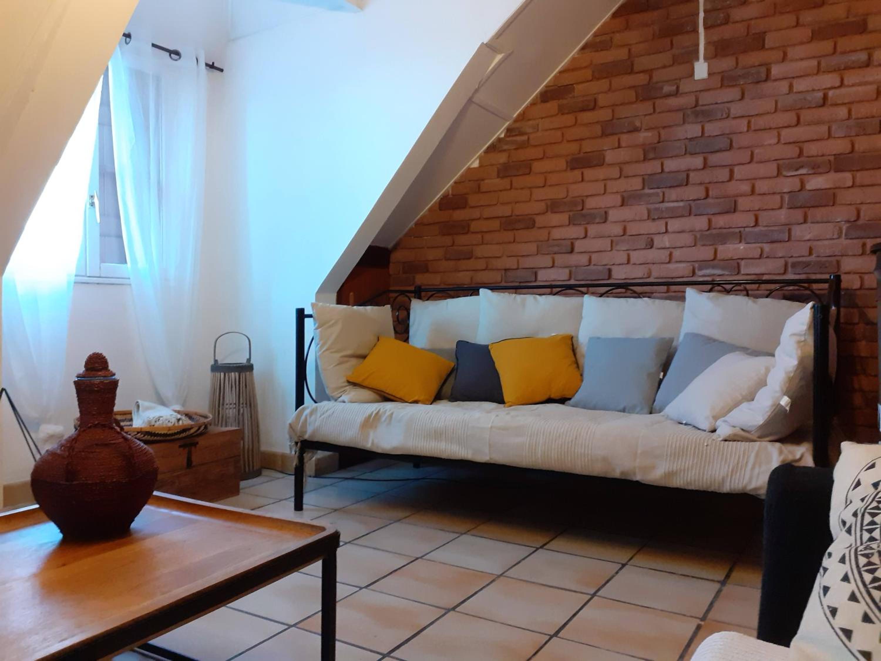 Loft 65