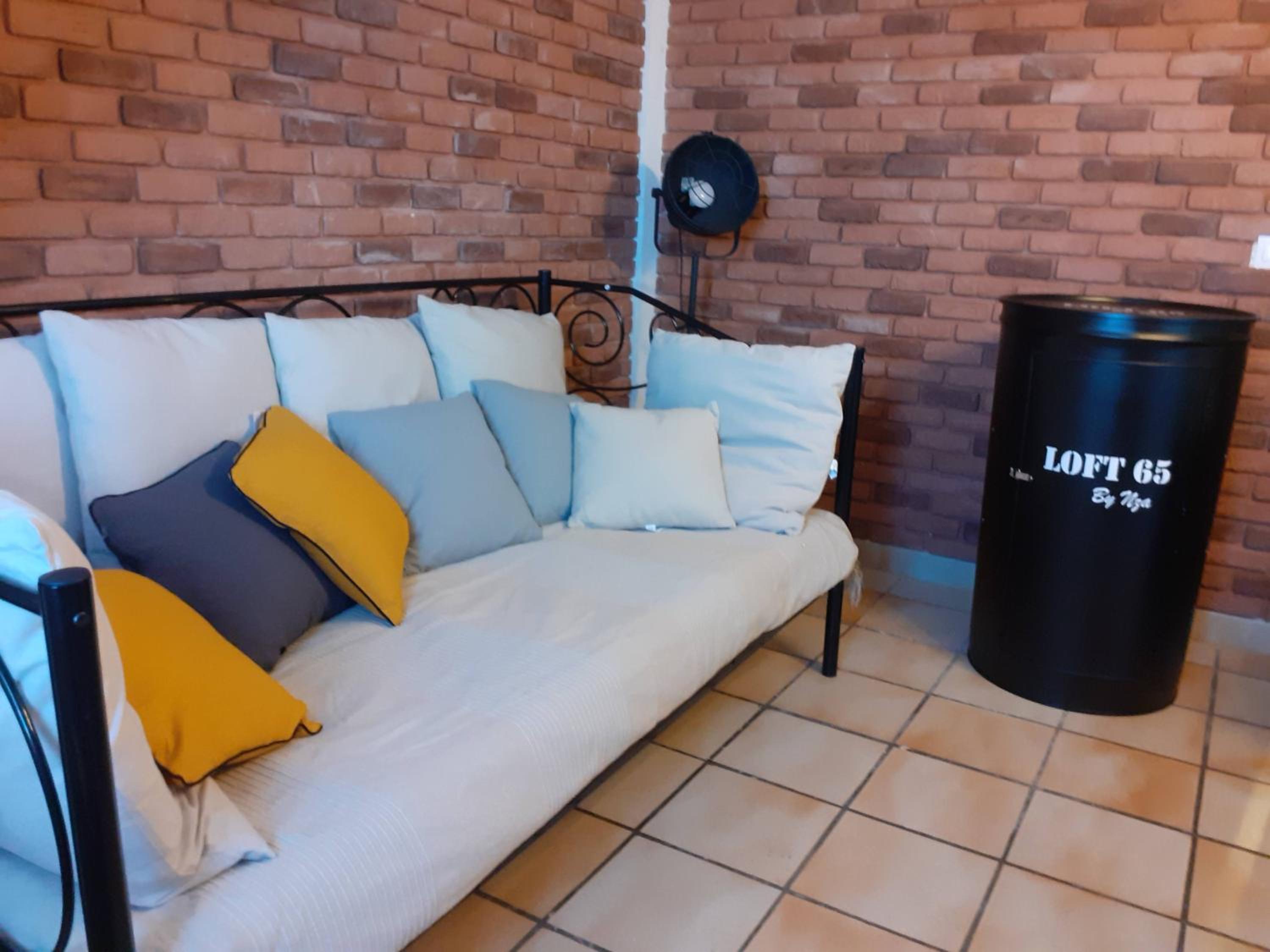 Loft 65