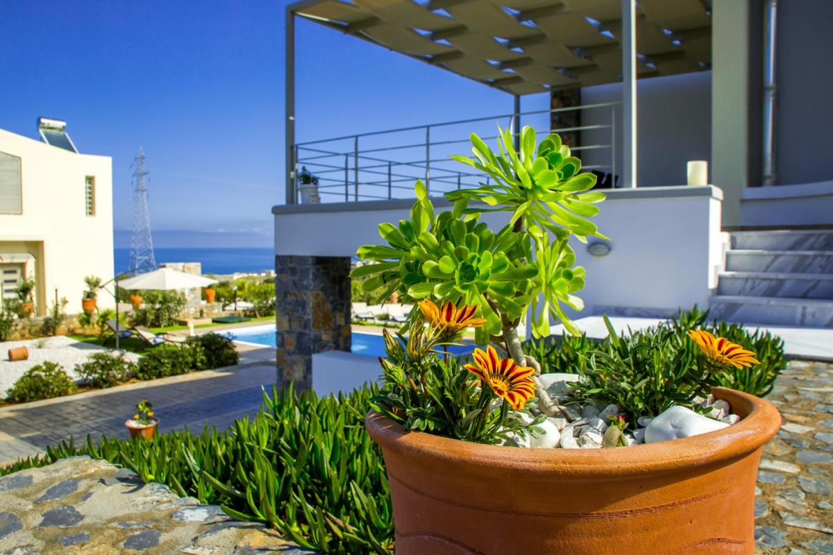 Aroma Villas