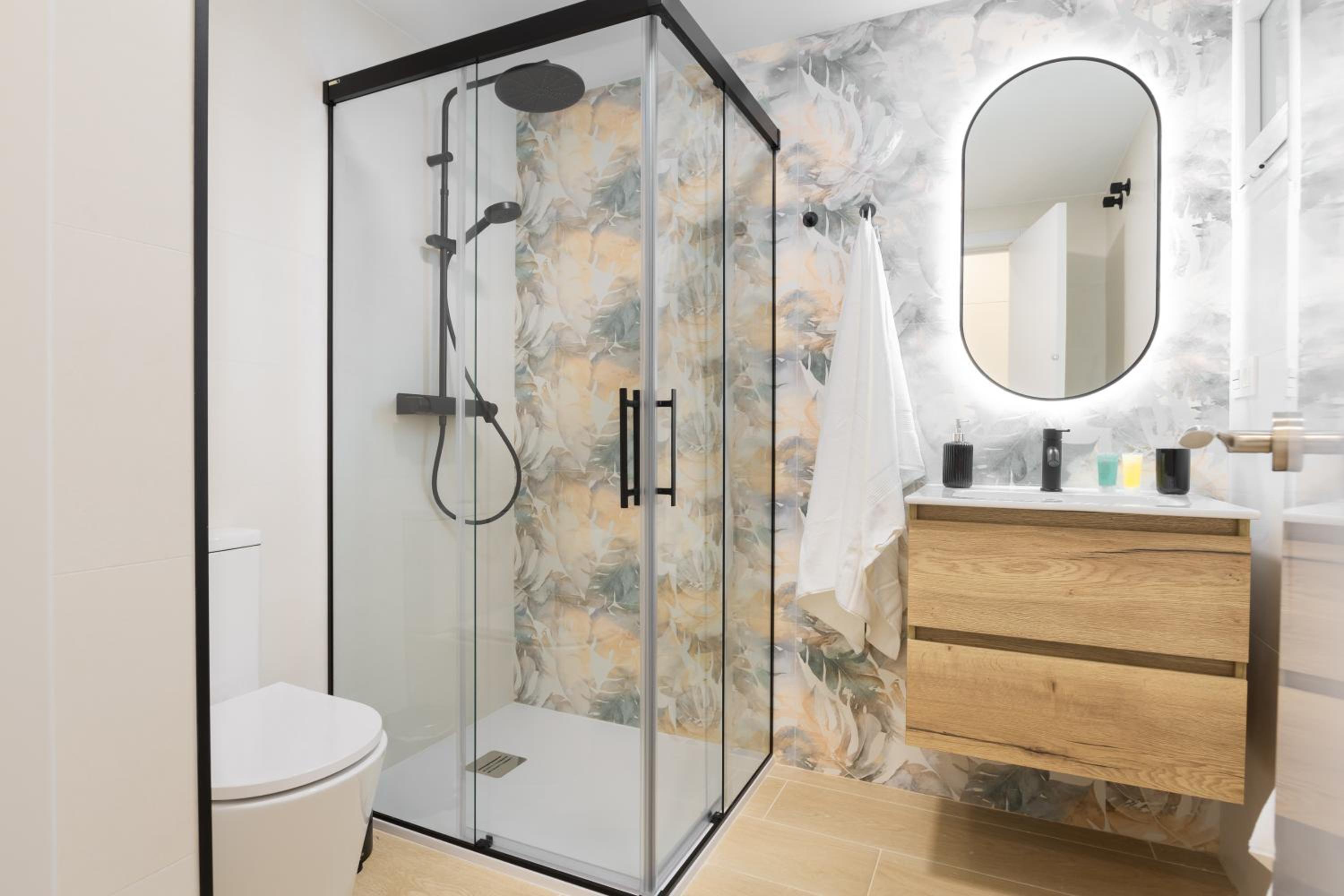 OceanBlue Suite Studio - Piscina