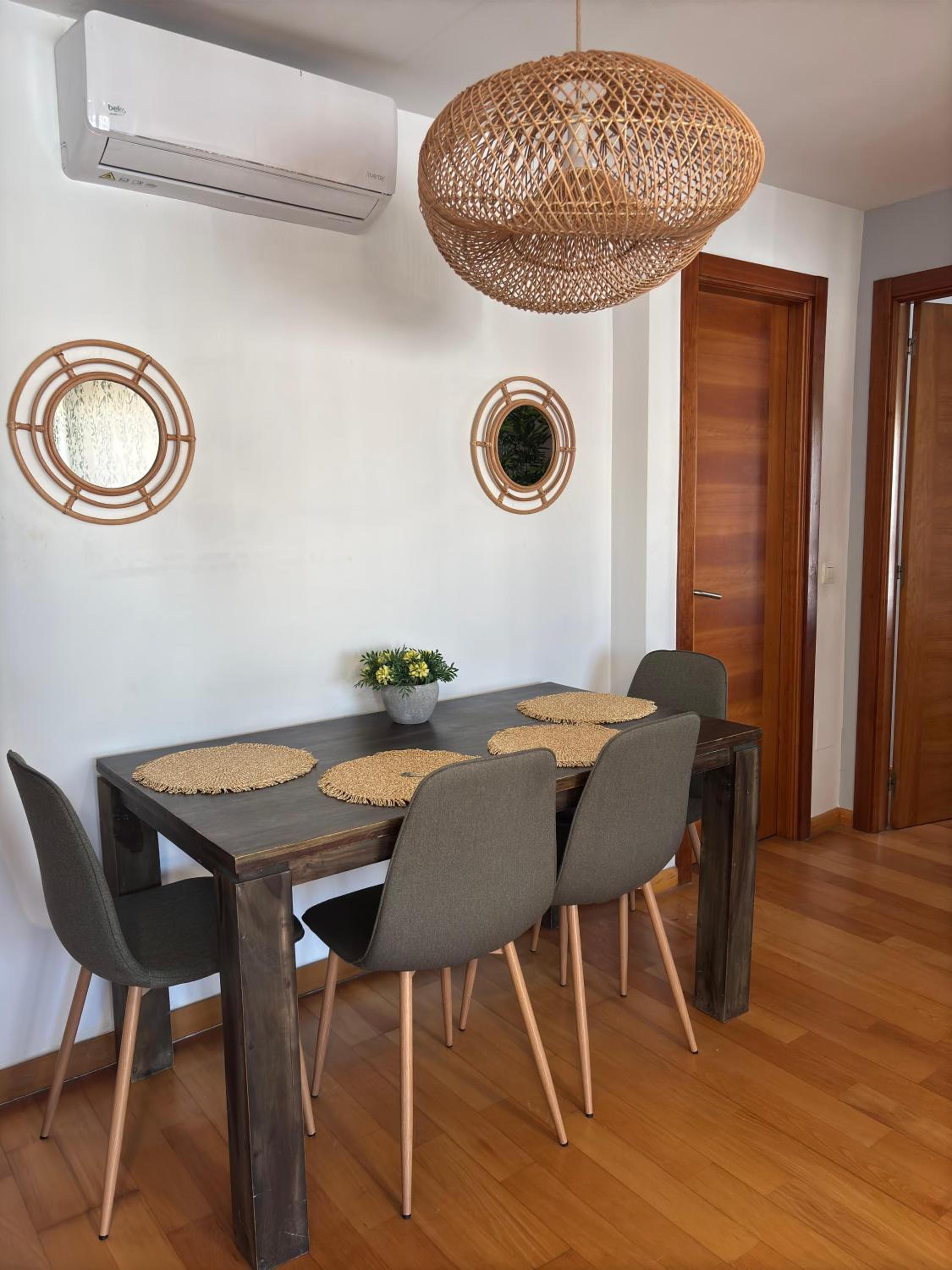 Cozy Flat Close to City Center