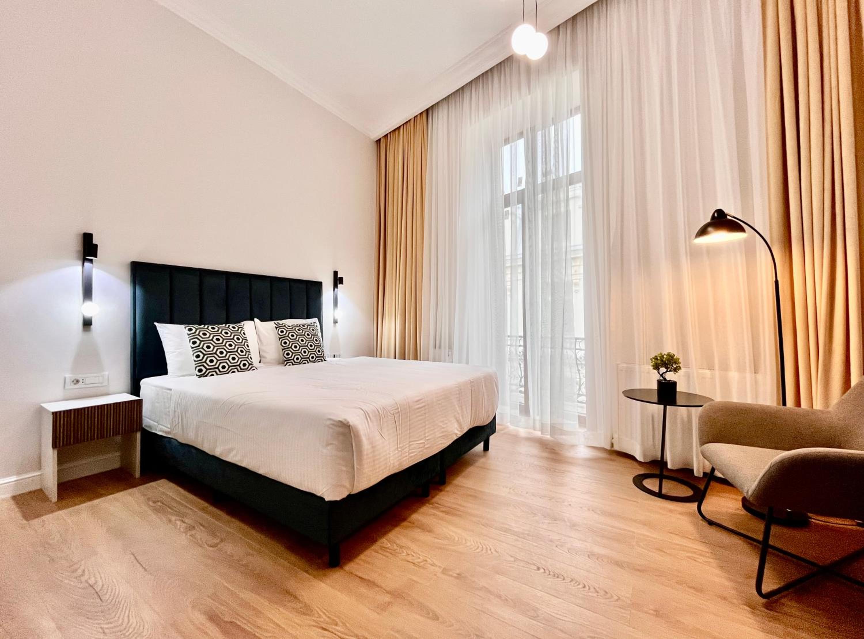 The City Retreat Apart-Hotel