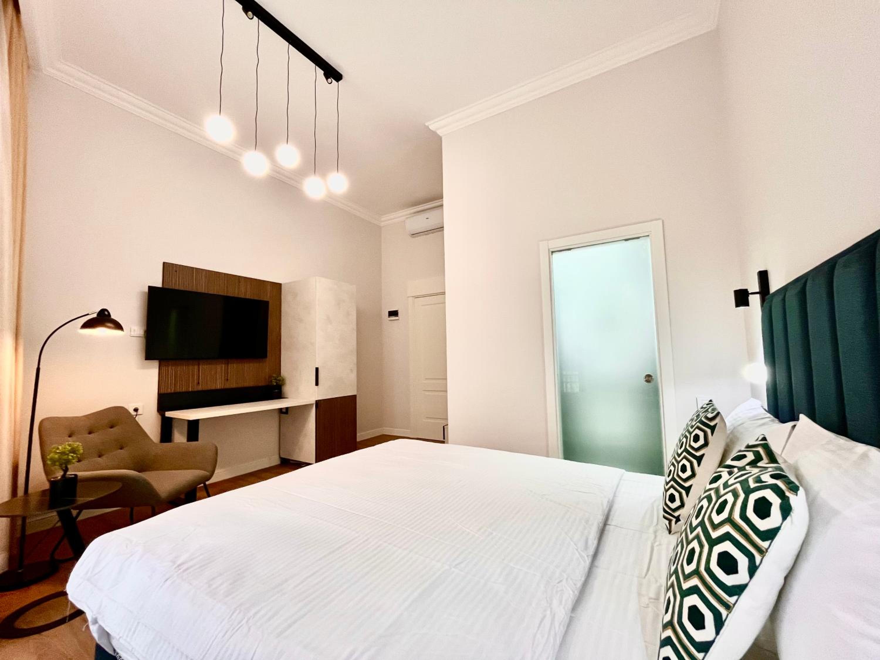 The City Retreat Apart-Hotel