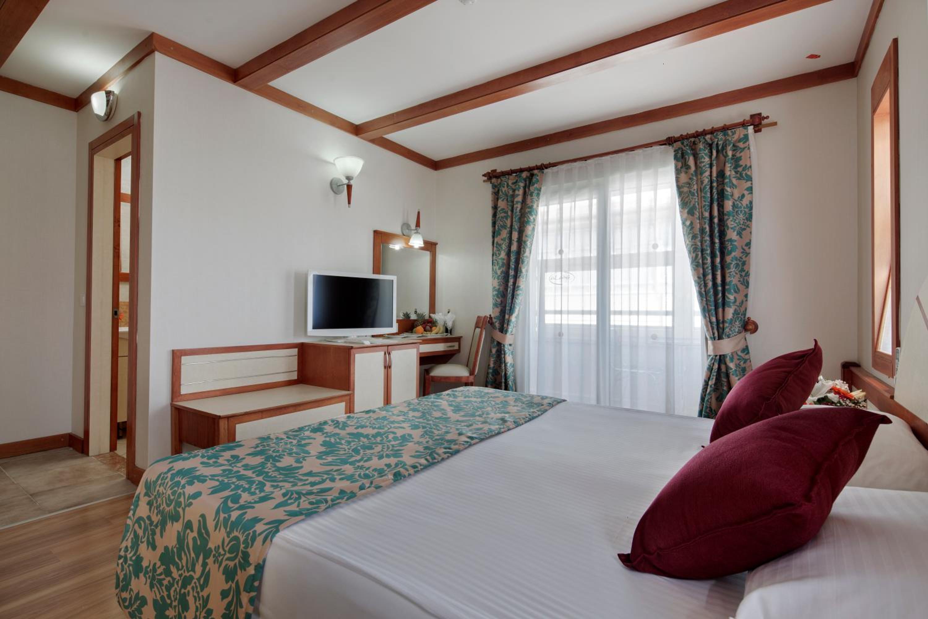 Alaiye Kleopatra Hotel - Image 10