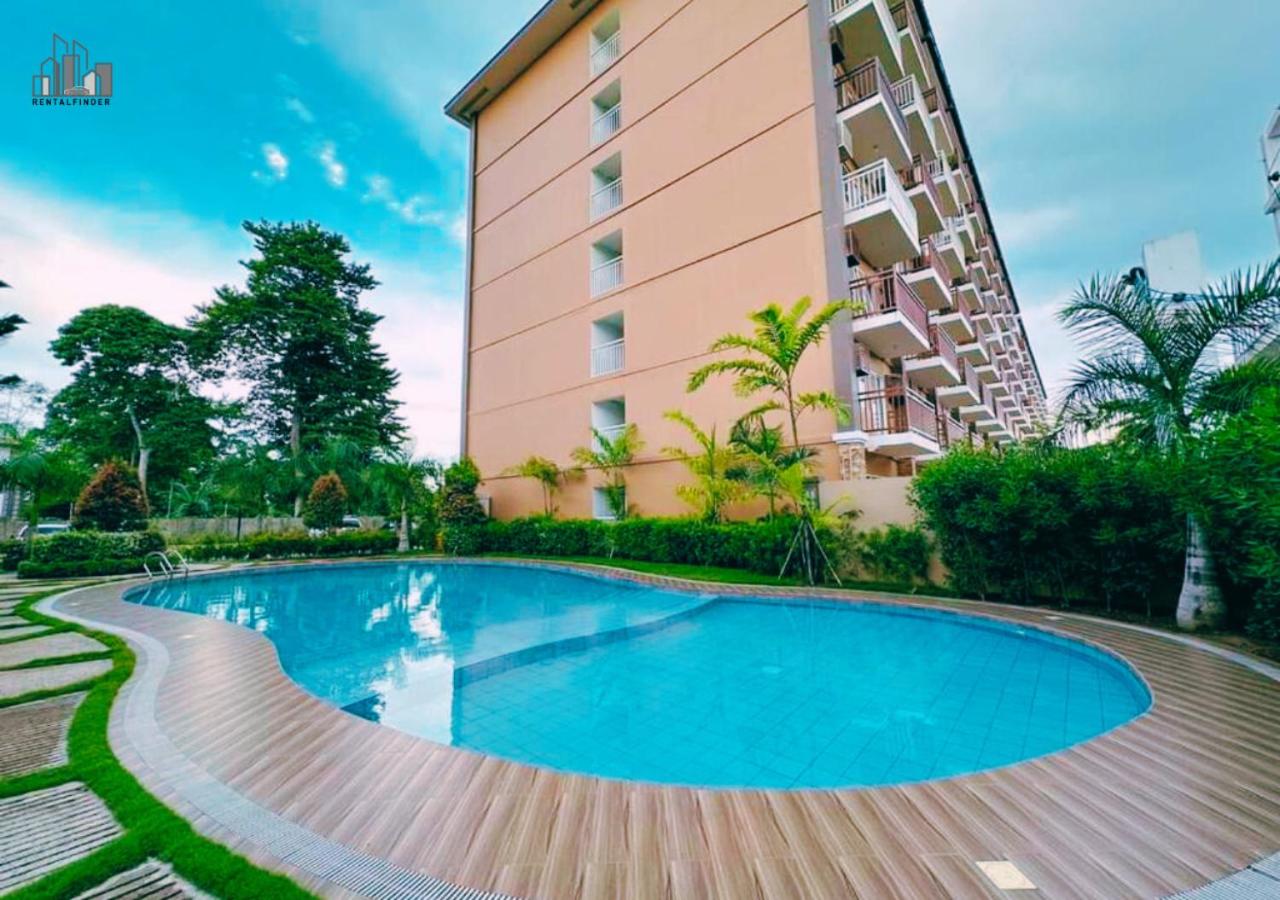 Palawan 2BR Summer Homes with a Balcony, FREE Pool, Gym, Parking - B2 5MoonstoneA