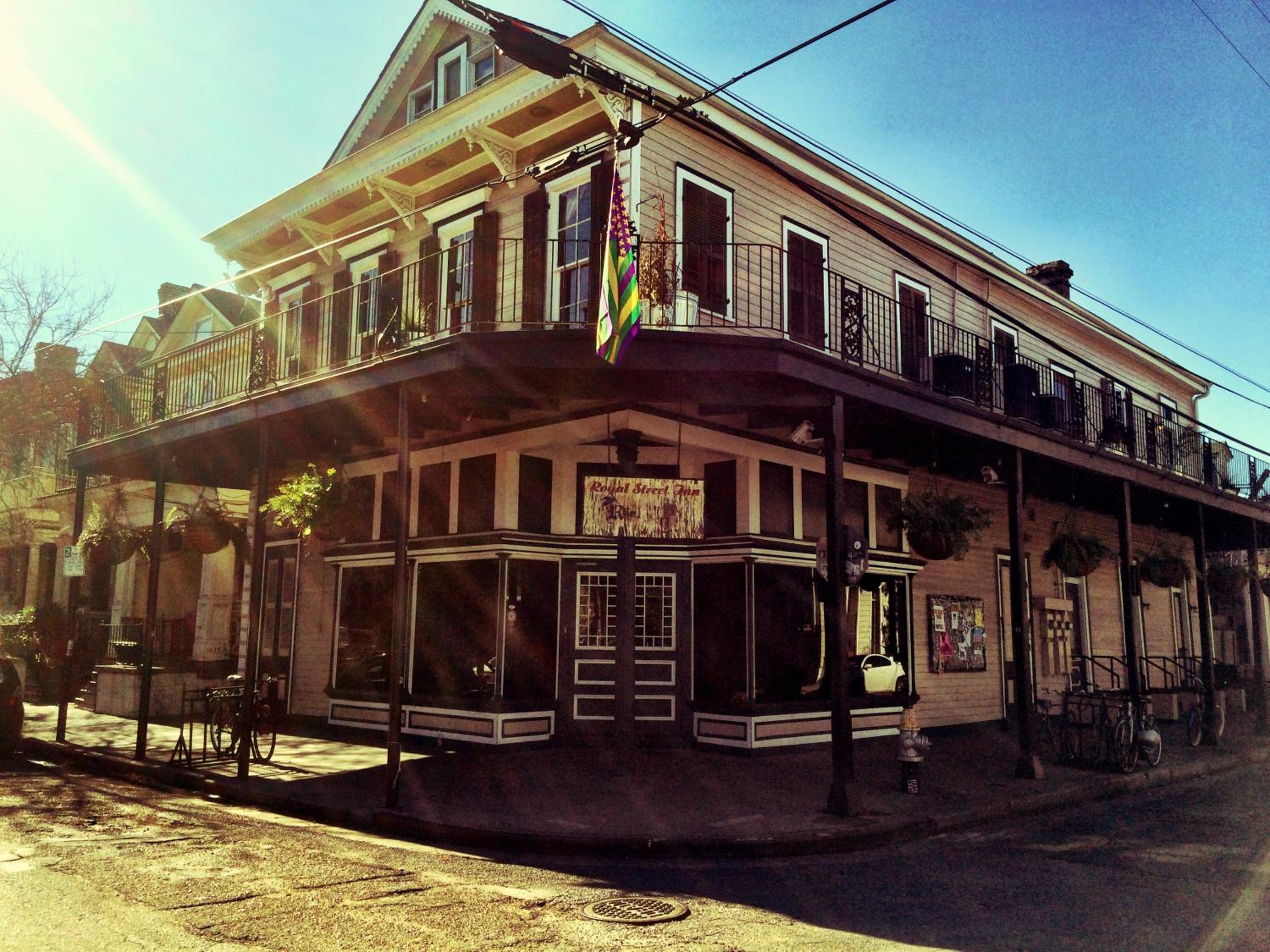 Royal Street Inn & Bar