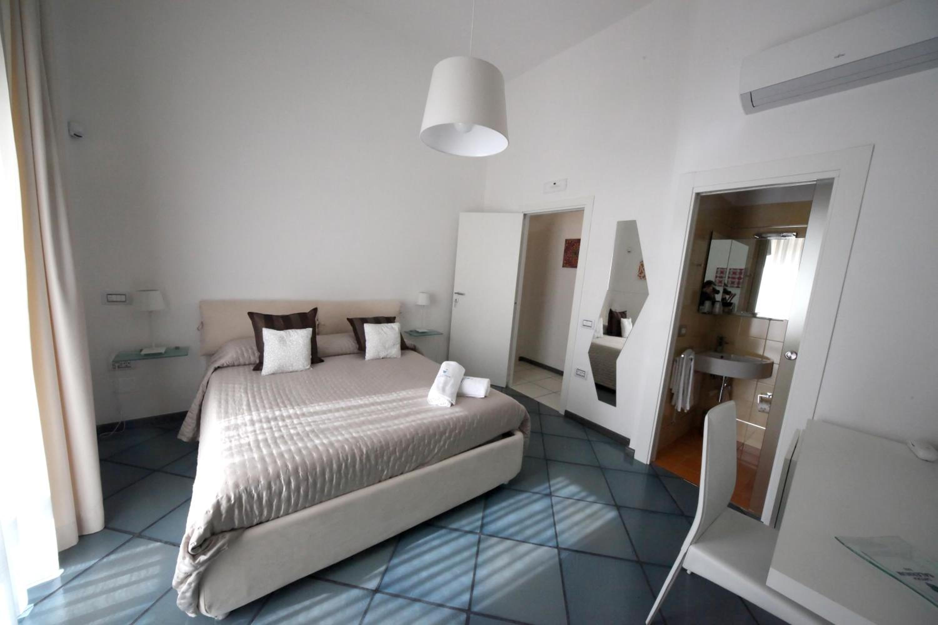 Dimora Salernum Apartment