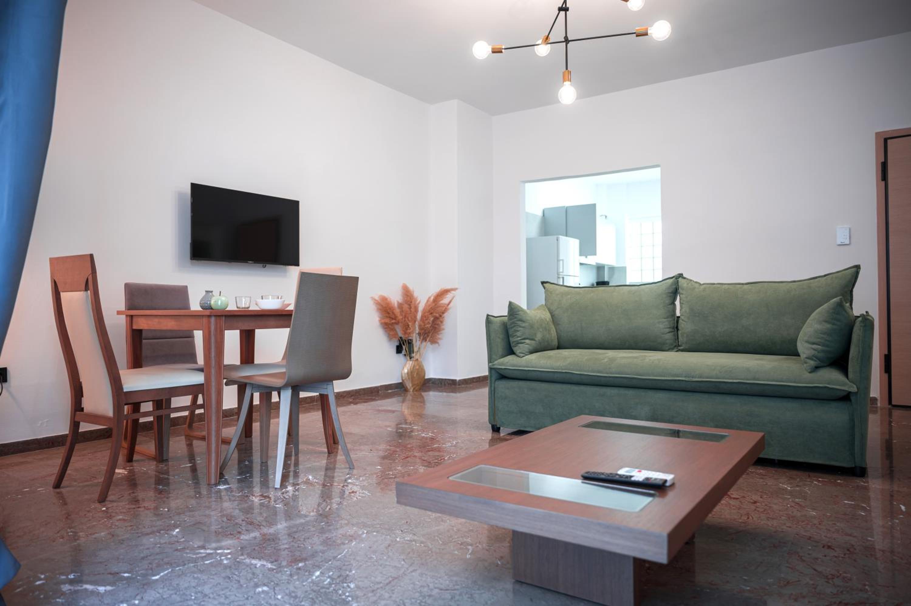 Grec Maison Piraeus by GrecCollection