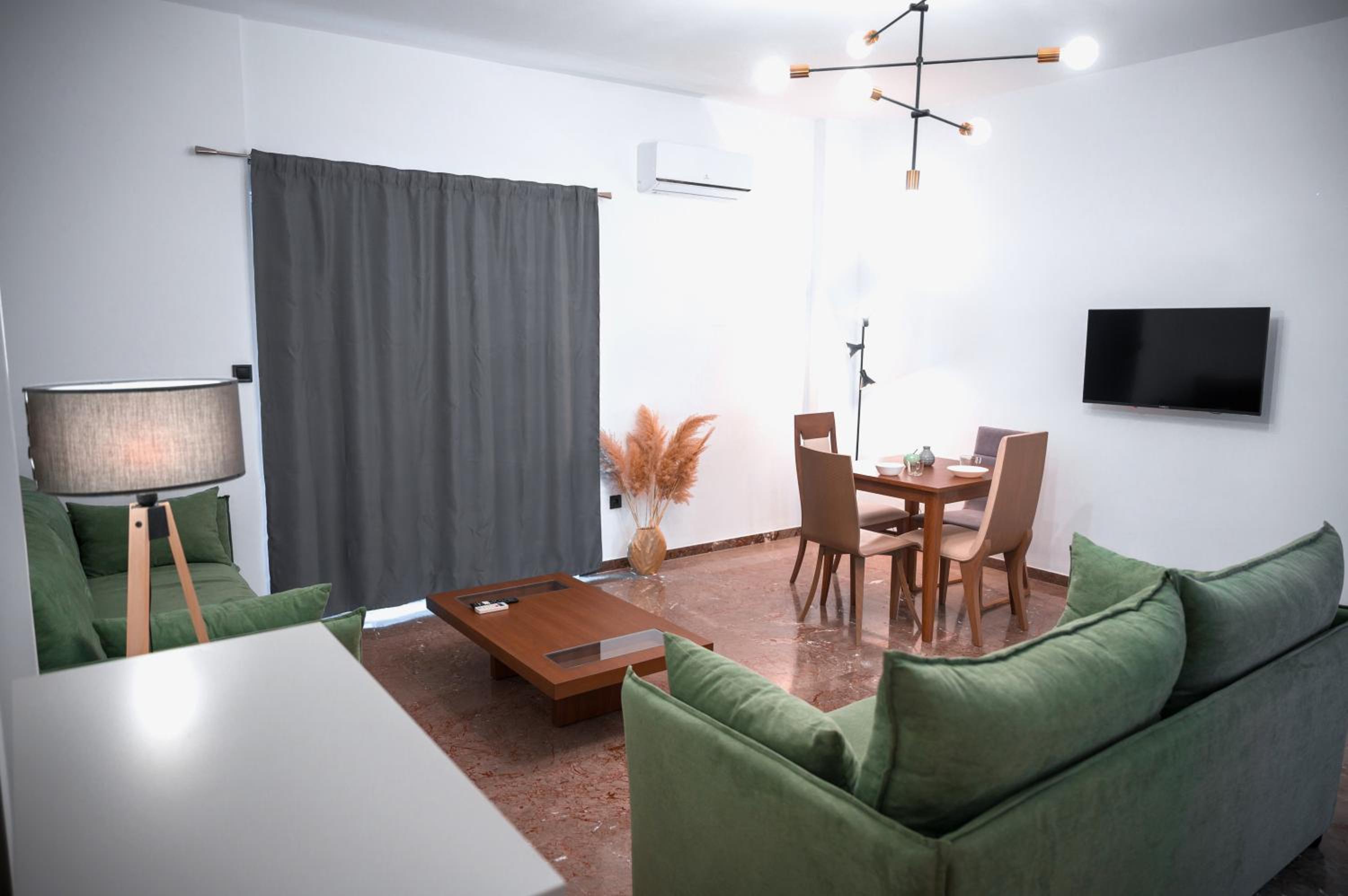 Grec Maison Piraeus by GrecCollection
