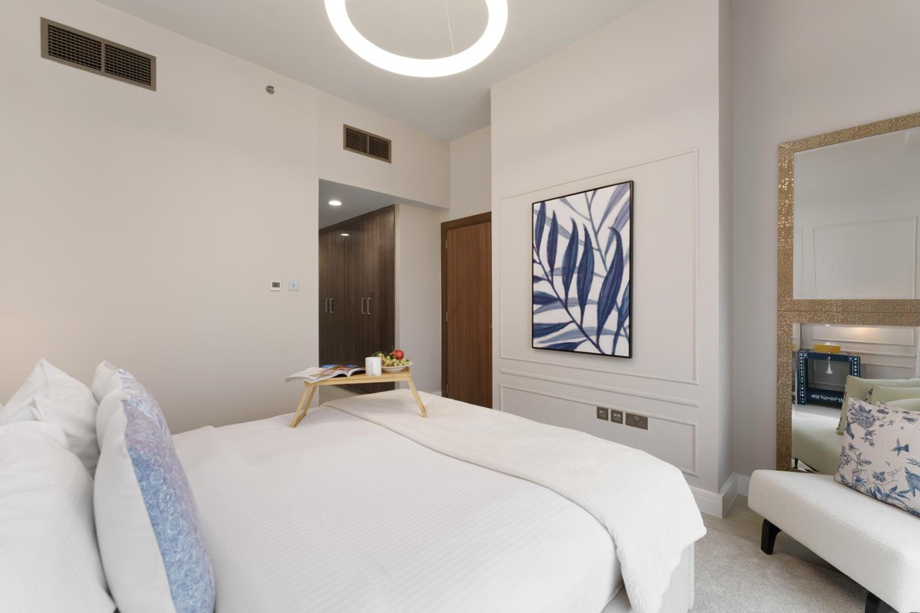 Maison Privee - Modern Living with Premium Amenities close to Marina