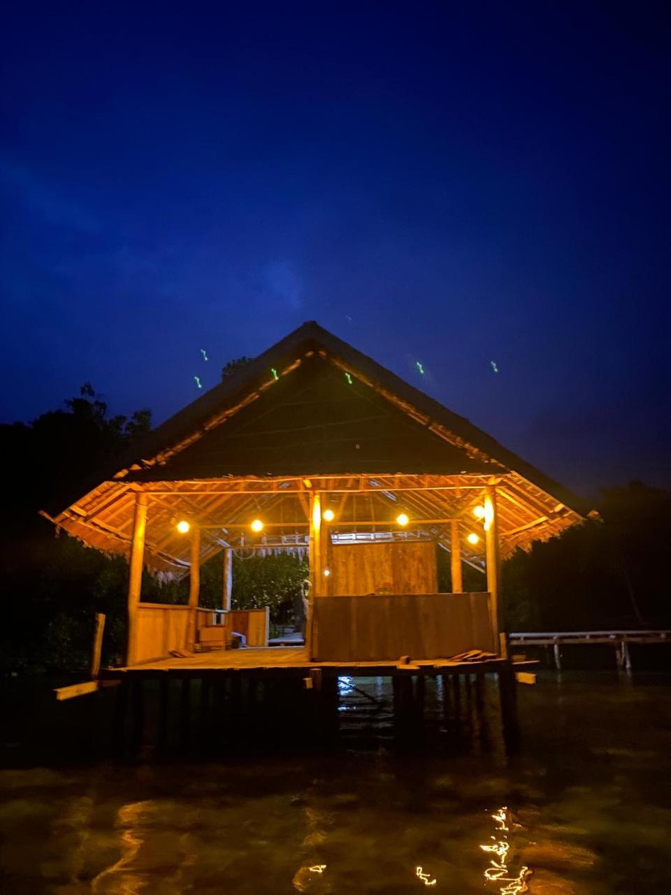 Senjahomestayrajaampat