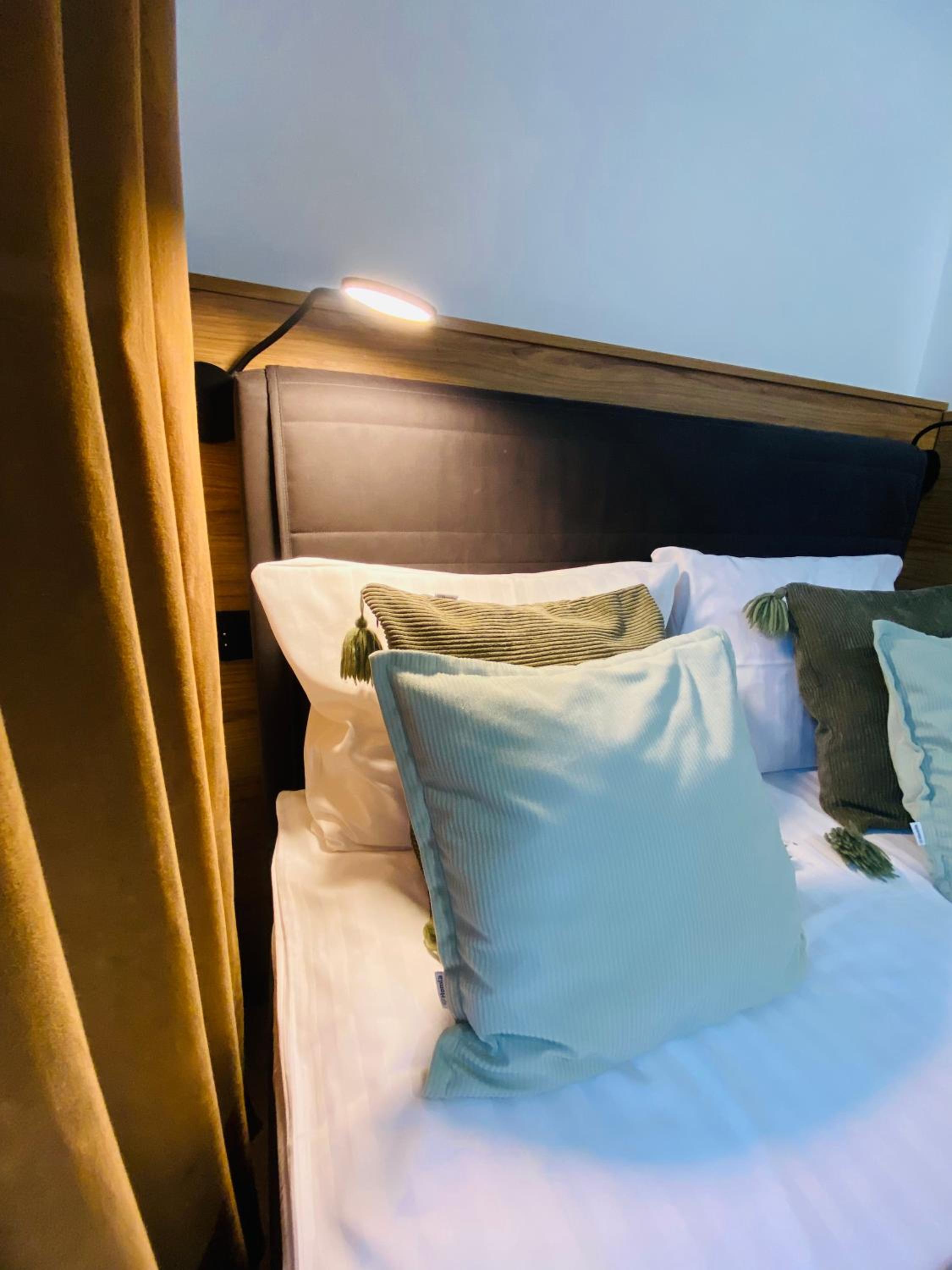 Krakow Apartments & Rooms