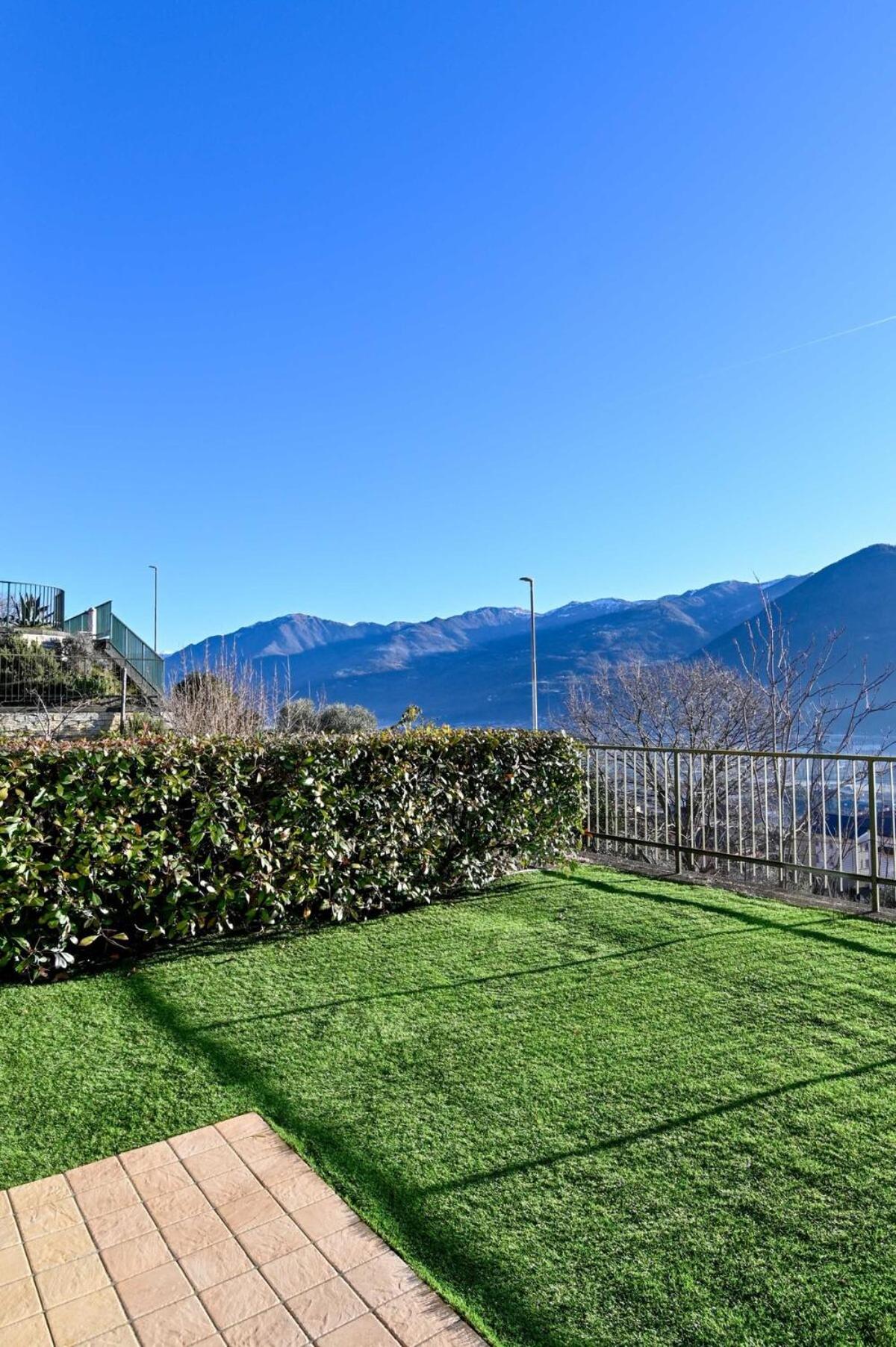 HOST4U - CASA PIERINA Vista Lago d'Iseo