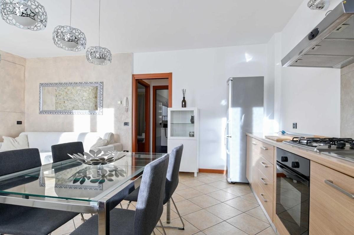 HOST4U - CASA PIERINA Vista Lago d'Iseo