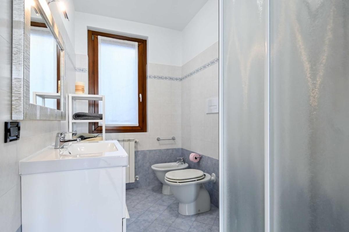 HOST4U - CASA PIERINA Vista Lago d'Iseo