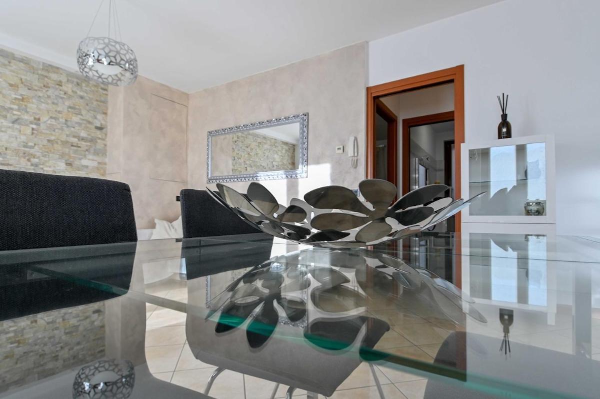 HOST4U - CASA PIERINA Vista Lago d'Iseo