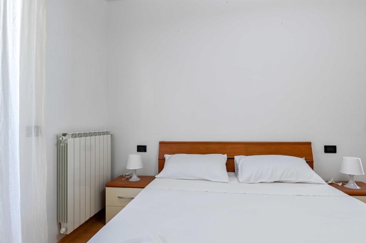 HOST4U - CASA PIERINA Vista Lago d'Iseo