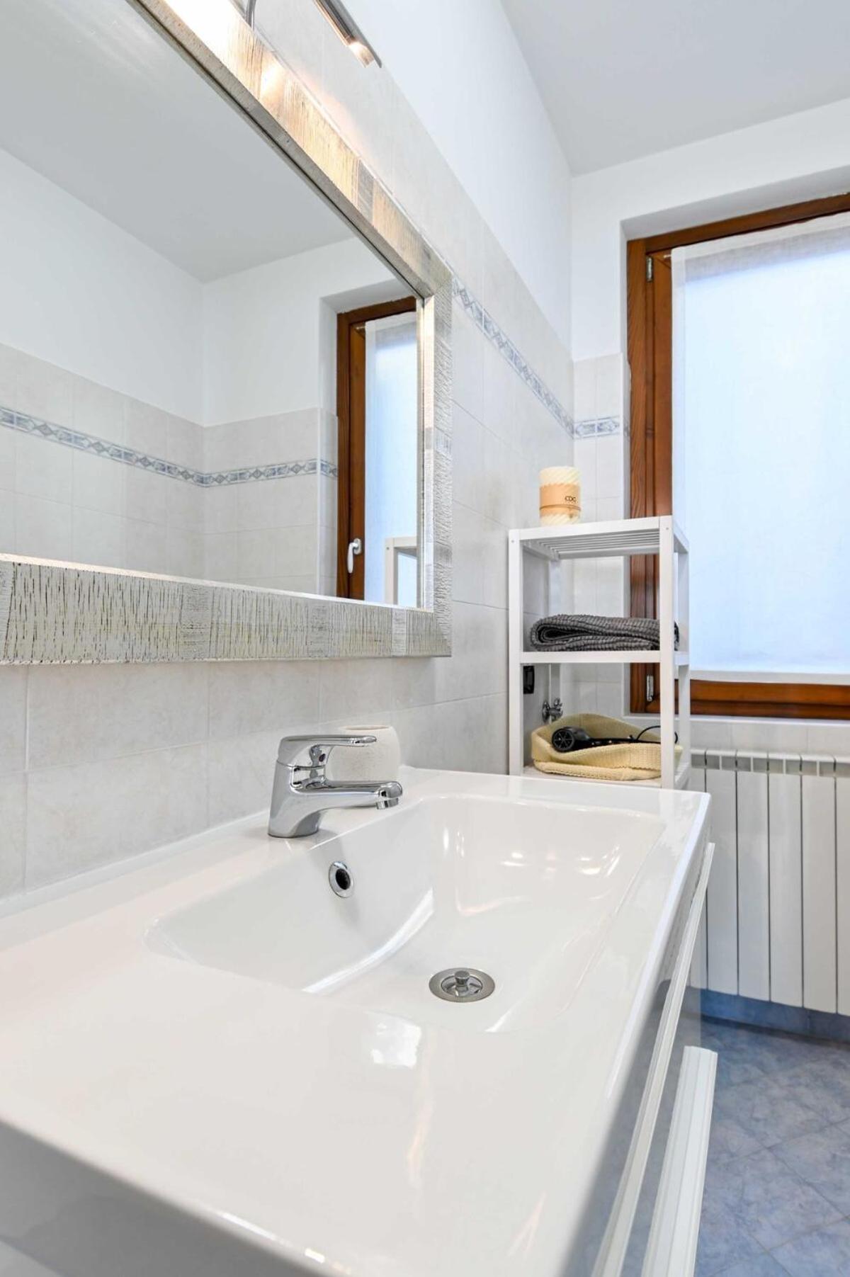 HOST4U - CASA PIERINA Vista Lago d'Iseo