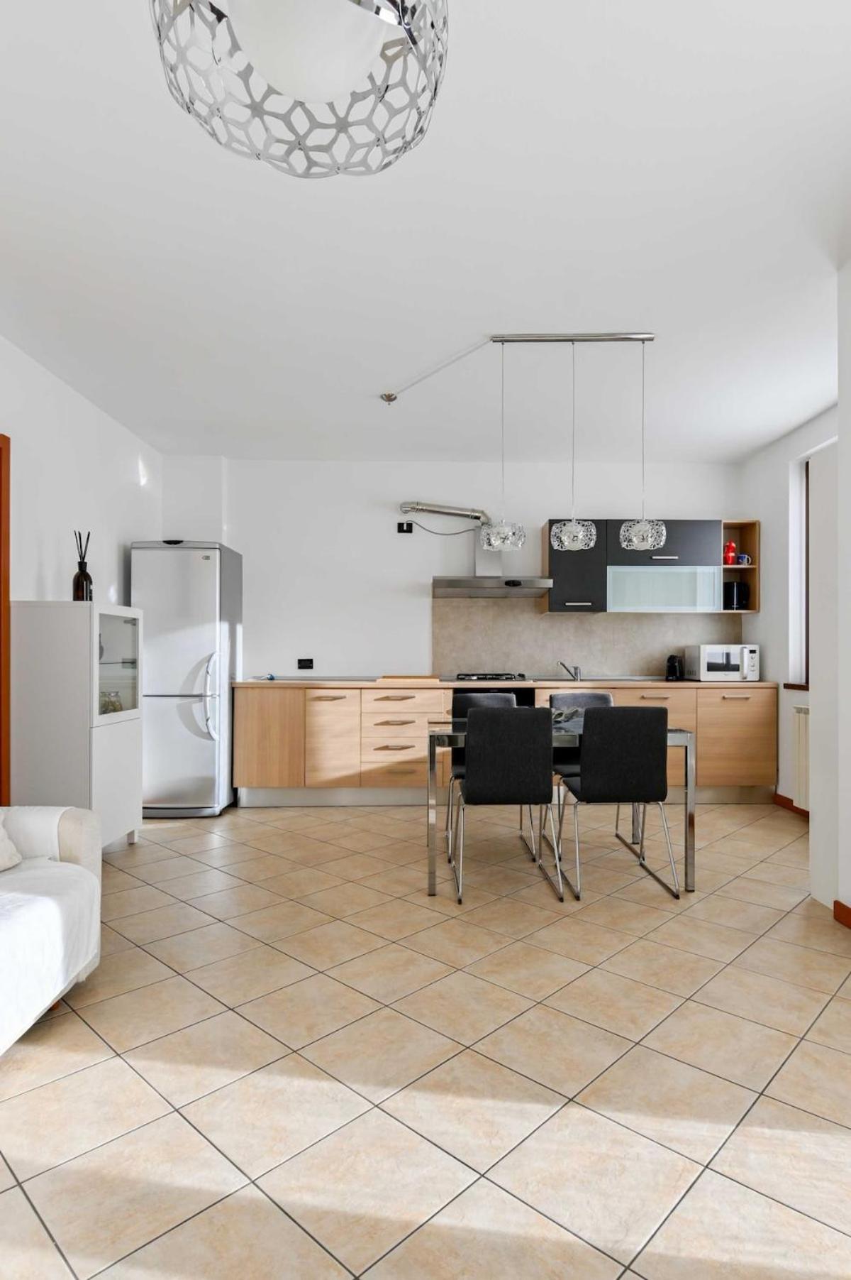 HOST4U - CASA PIERINA Vista Lago d'Iseo