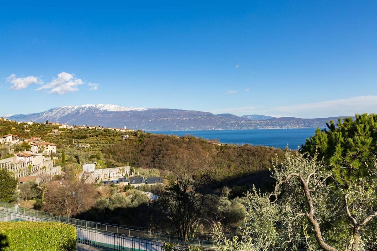 Panorama - Lake Garda View - by HOST4U
