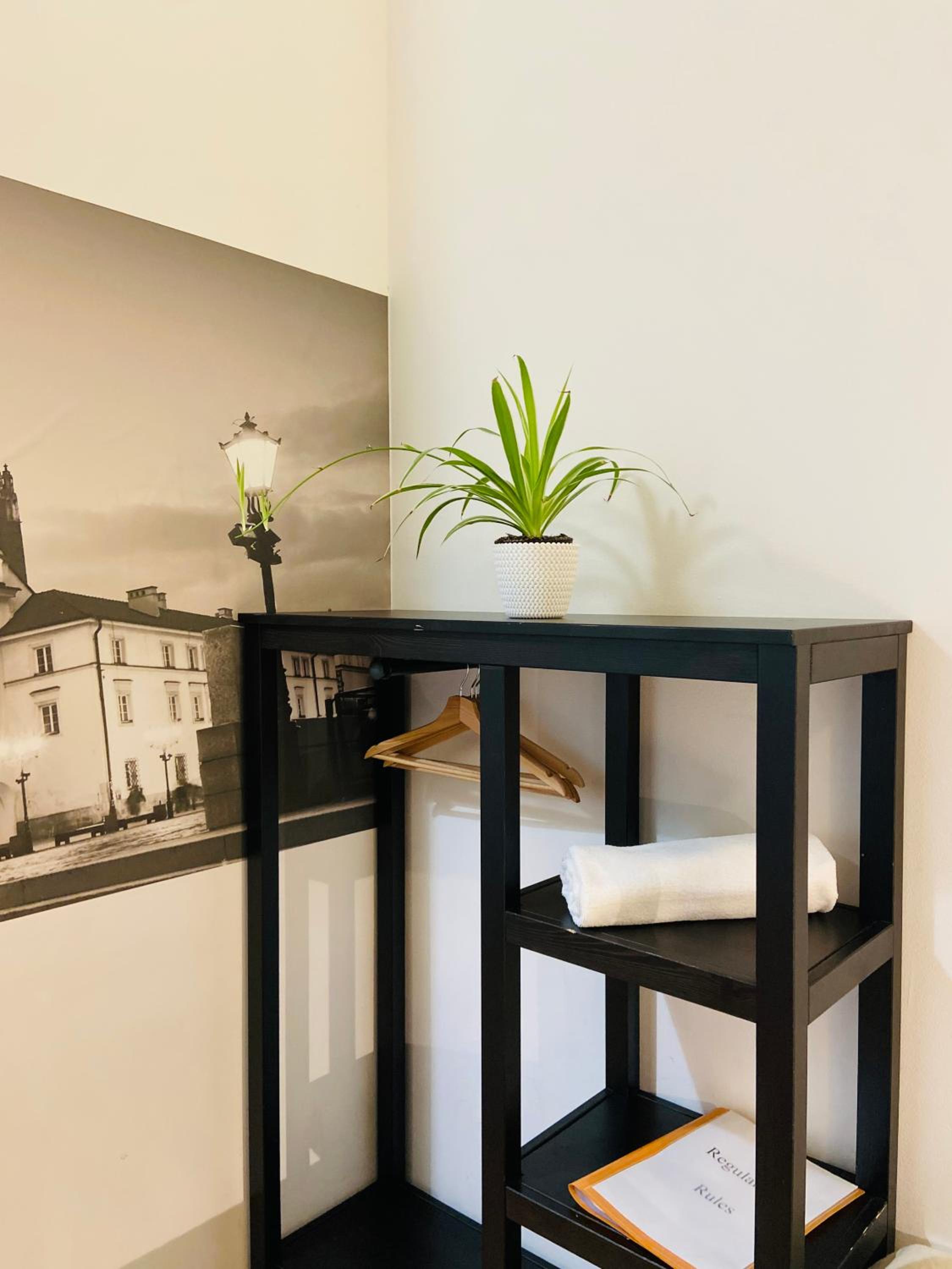 Krakow Apartments & Rooms