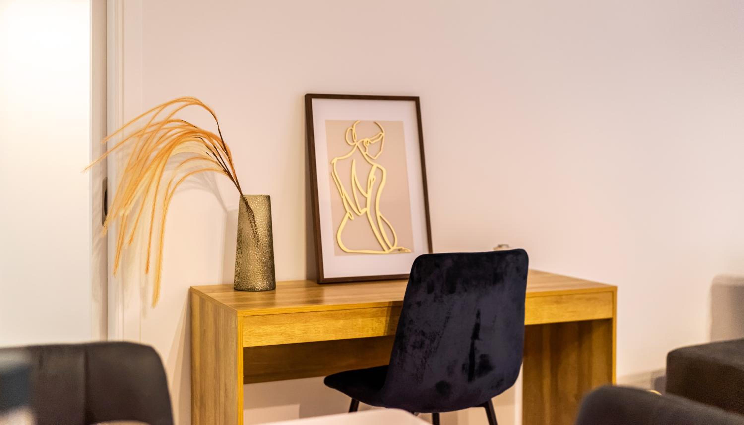 Acropolis Retreat Stay in Style