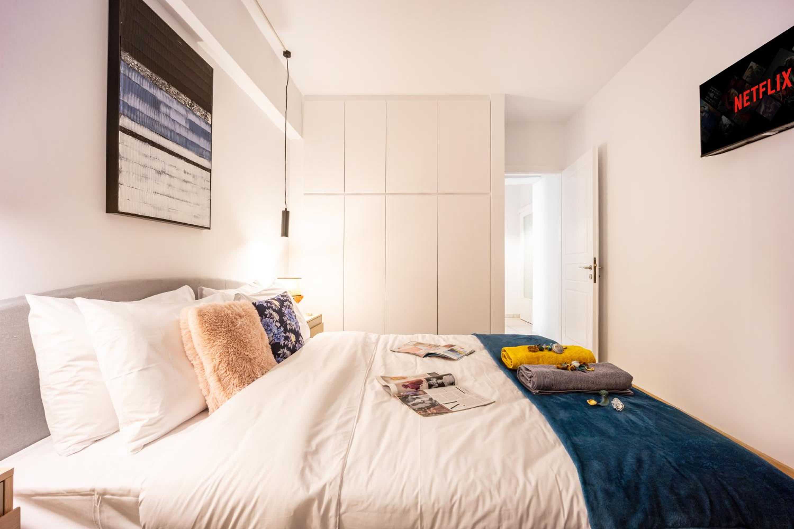Acropolis Retreat Stay in Style