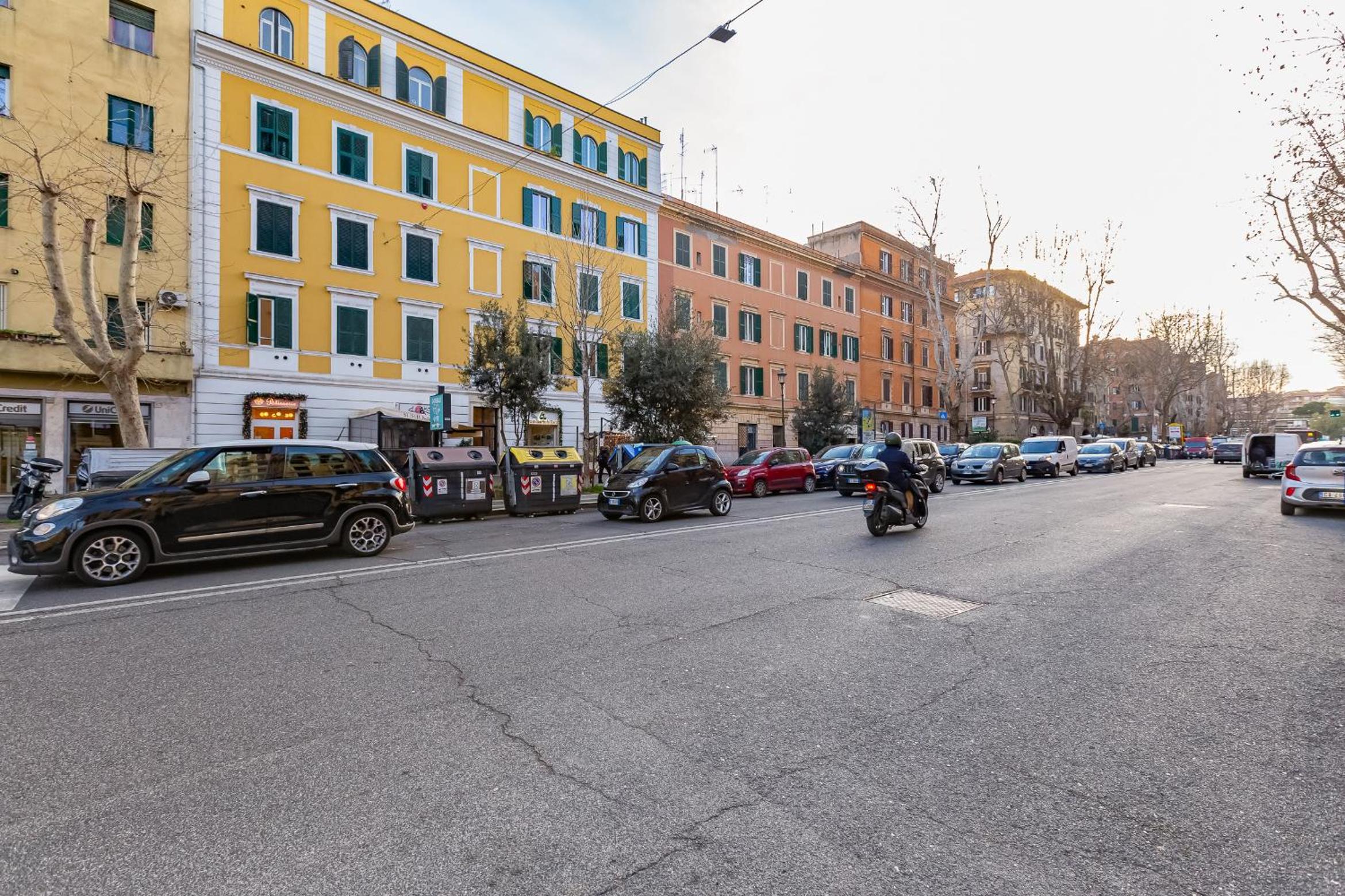 Modern flat in Vatican