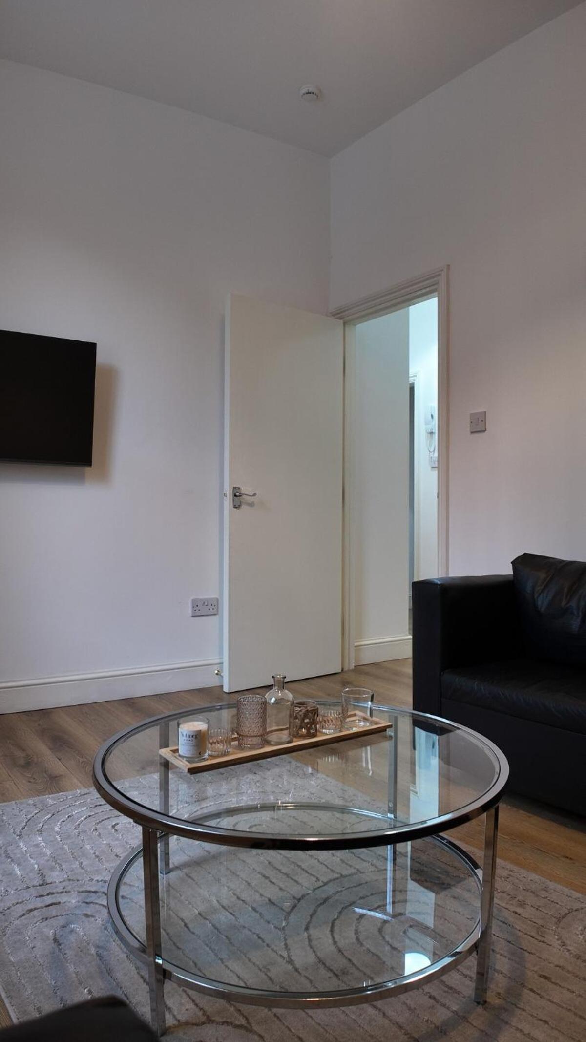 Luxury Sleep 8 in Camden London WR203